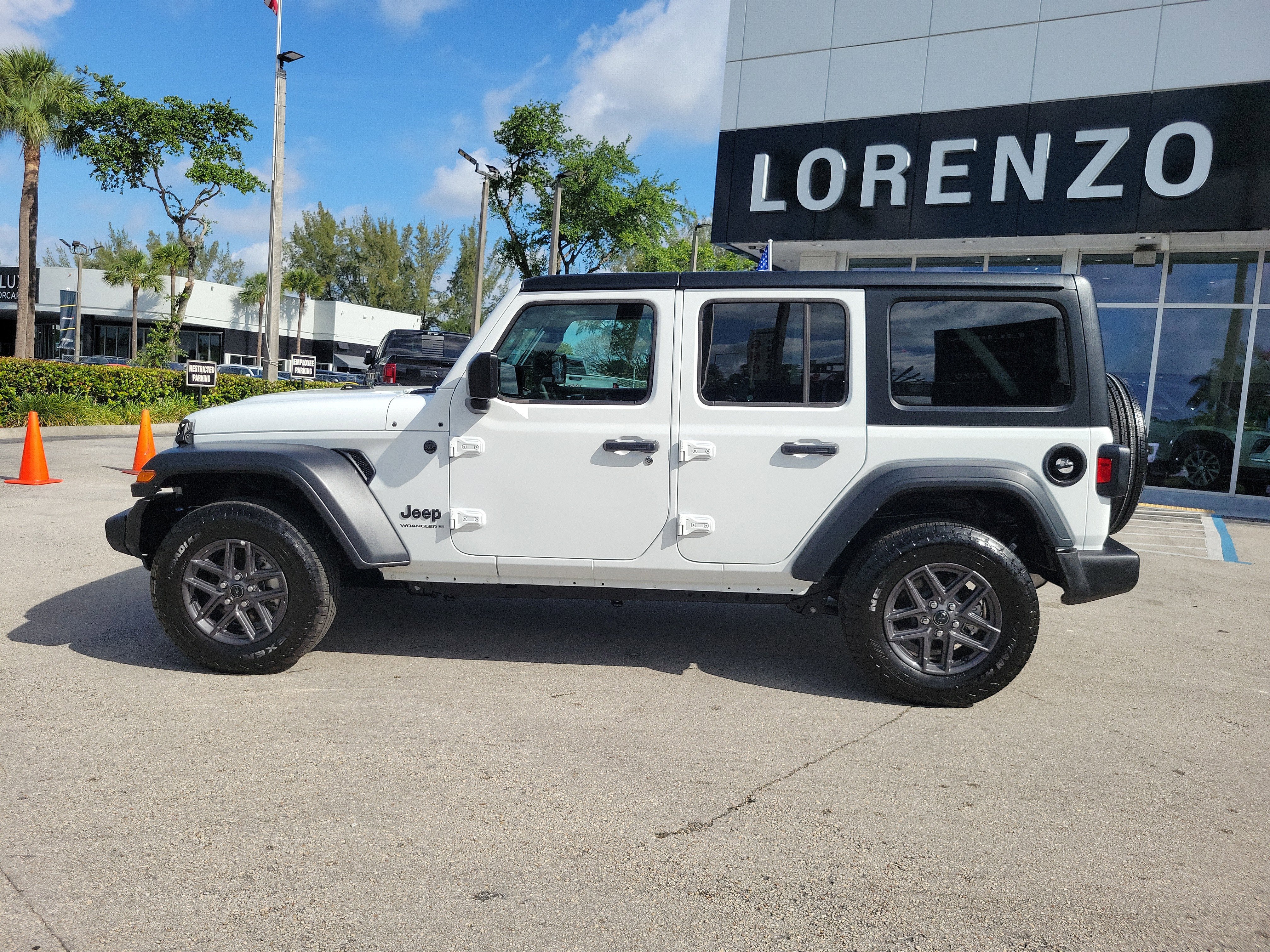 2025 Jeep Wrangler Sport S