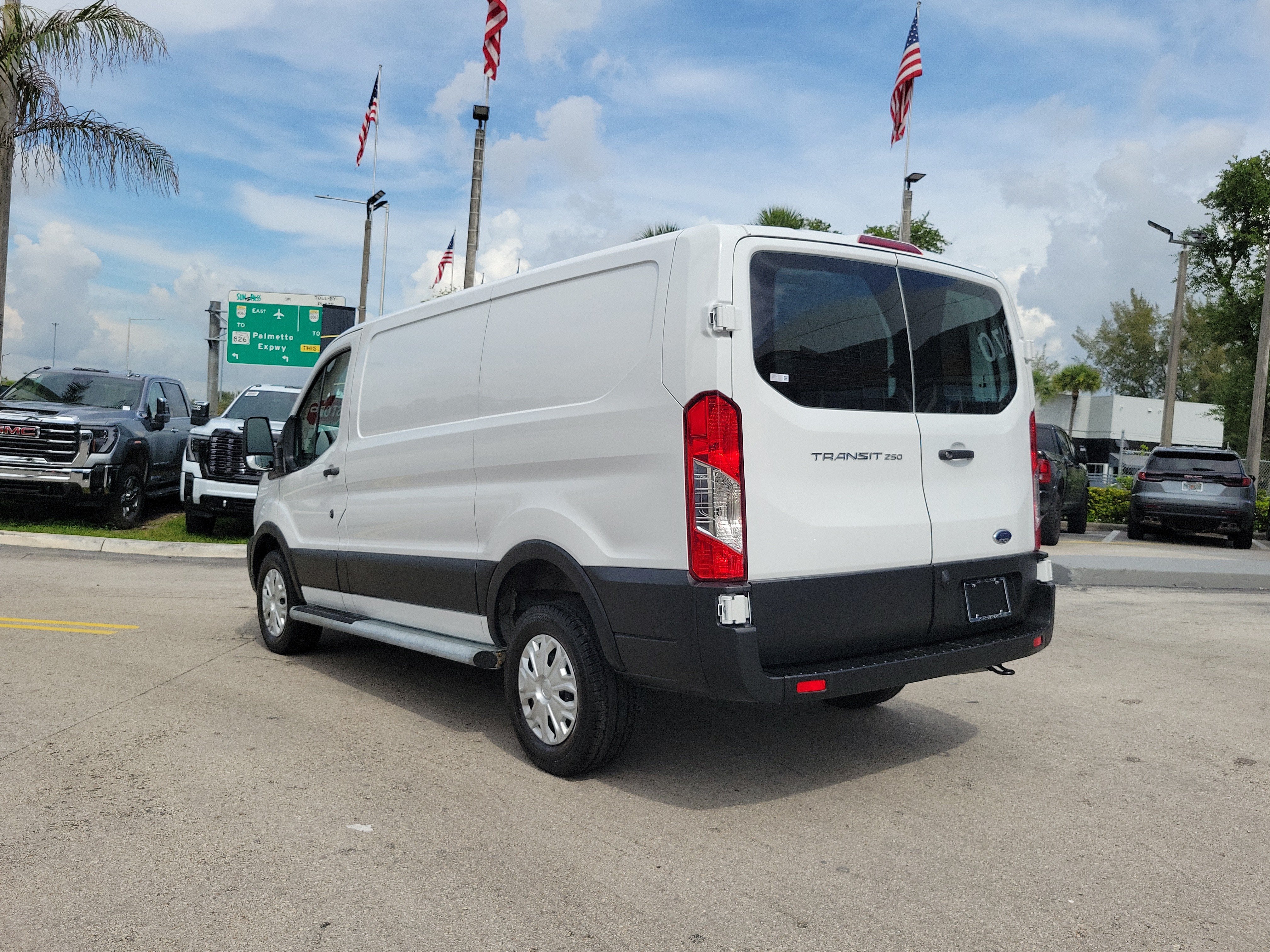 2025 Ford Transit Cargo Van T250