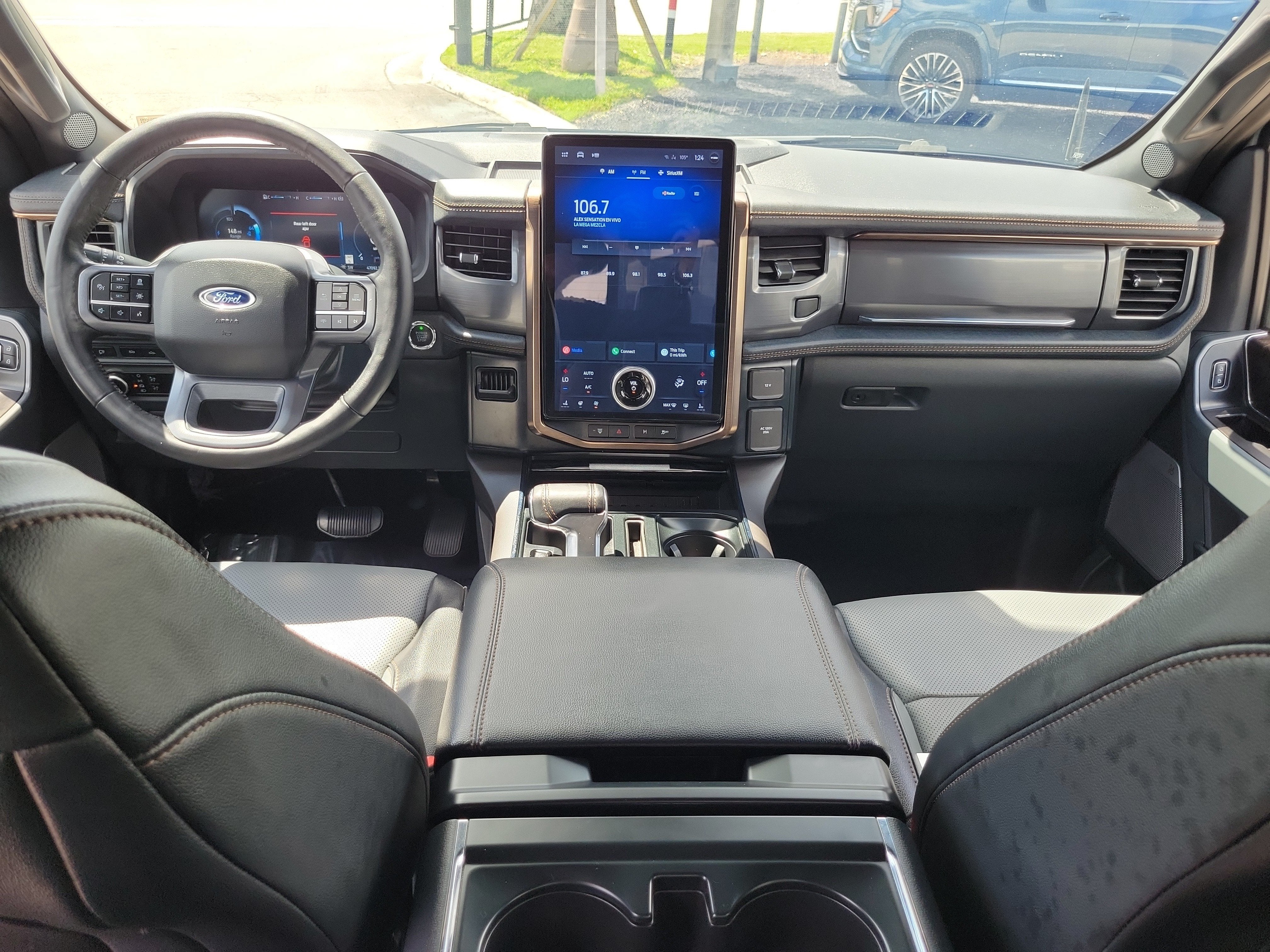 2023 Ford F-150 Lightning Pro