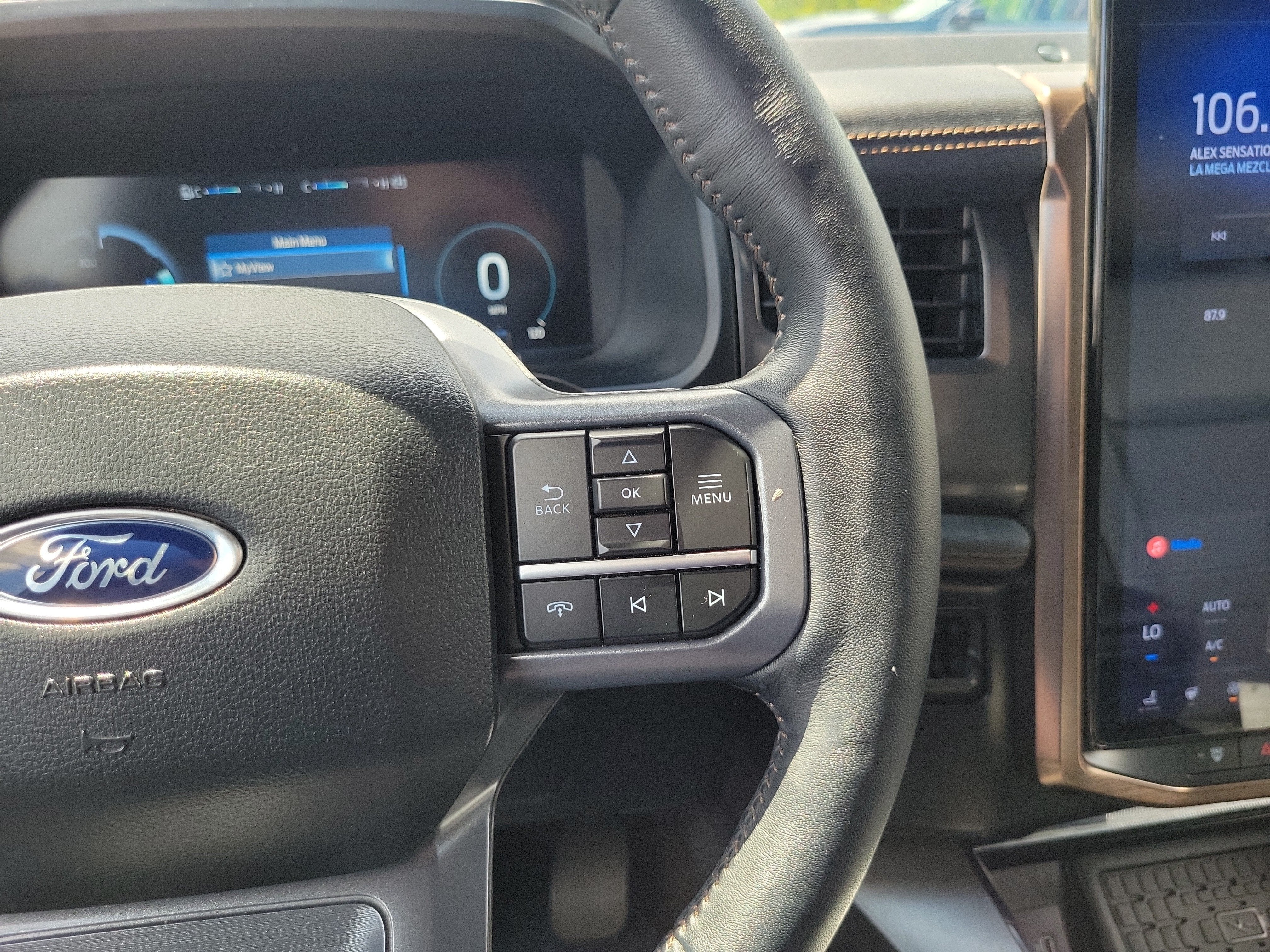 2023 Ford F-150 Lightning Pro