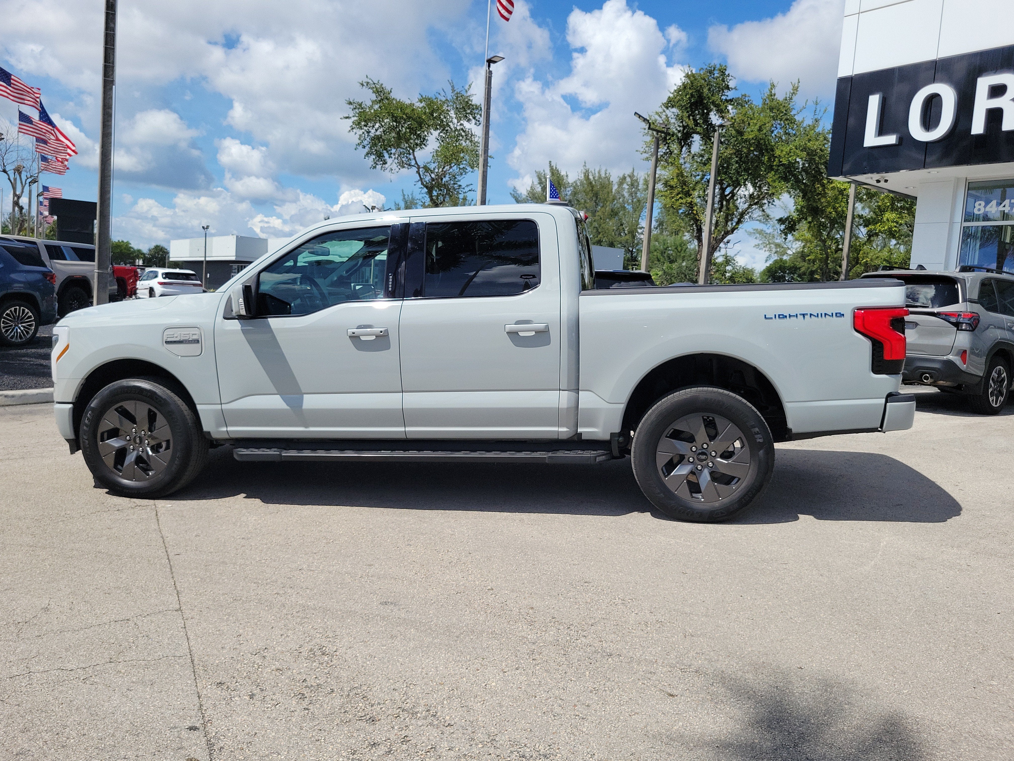 2023 Ford F-150 Lightning Pro