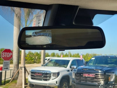 2025 Chevrolet Express Passenger 1LT