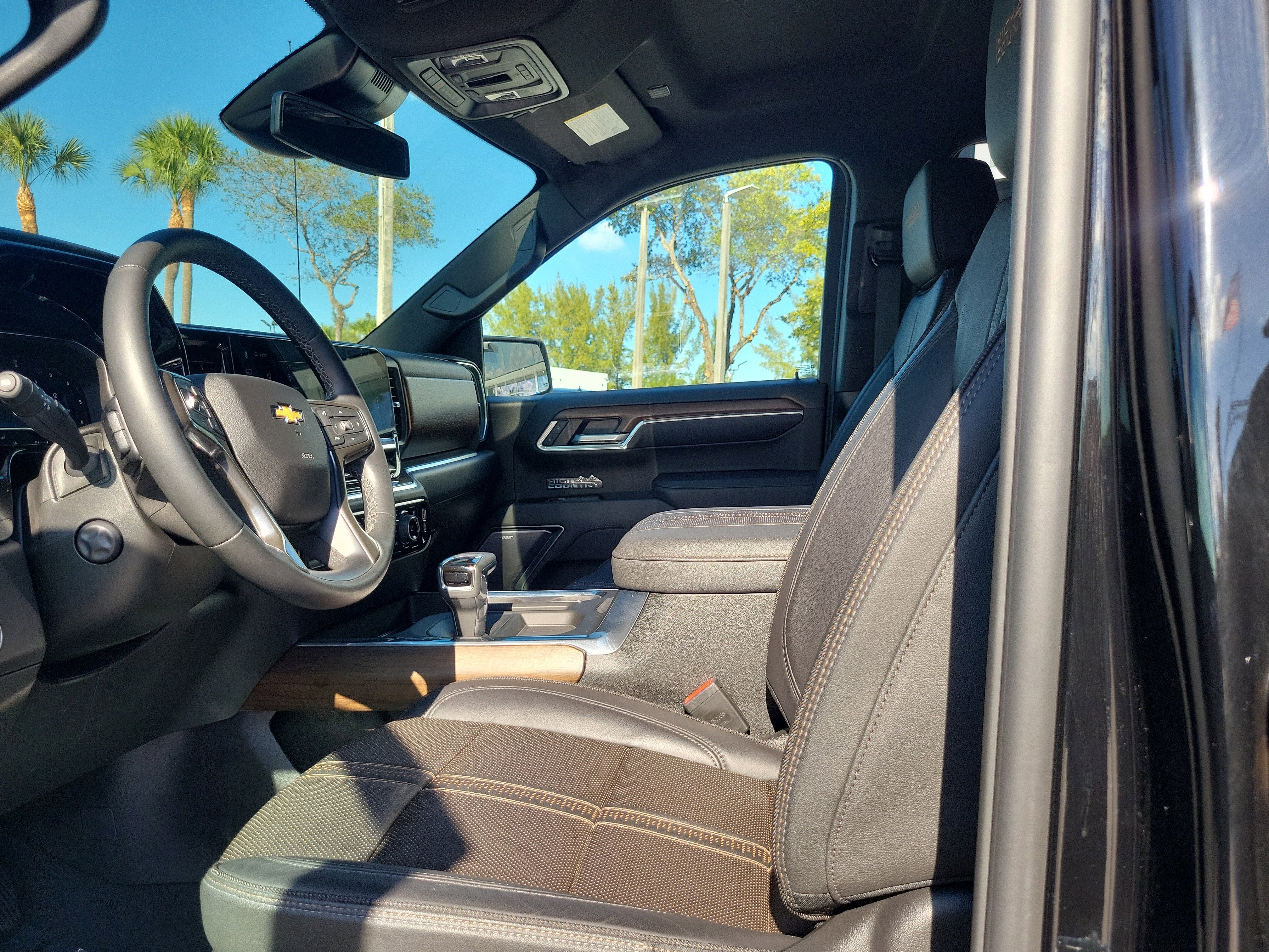 2025 Chevrolet Silverado 1500 High Country