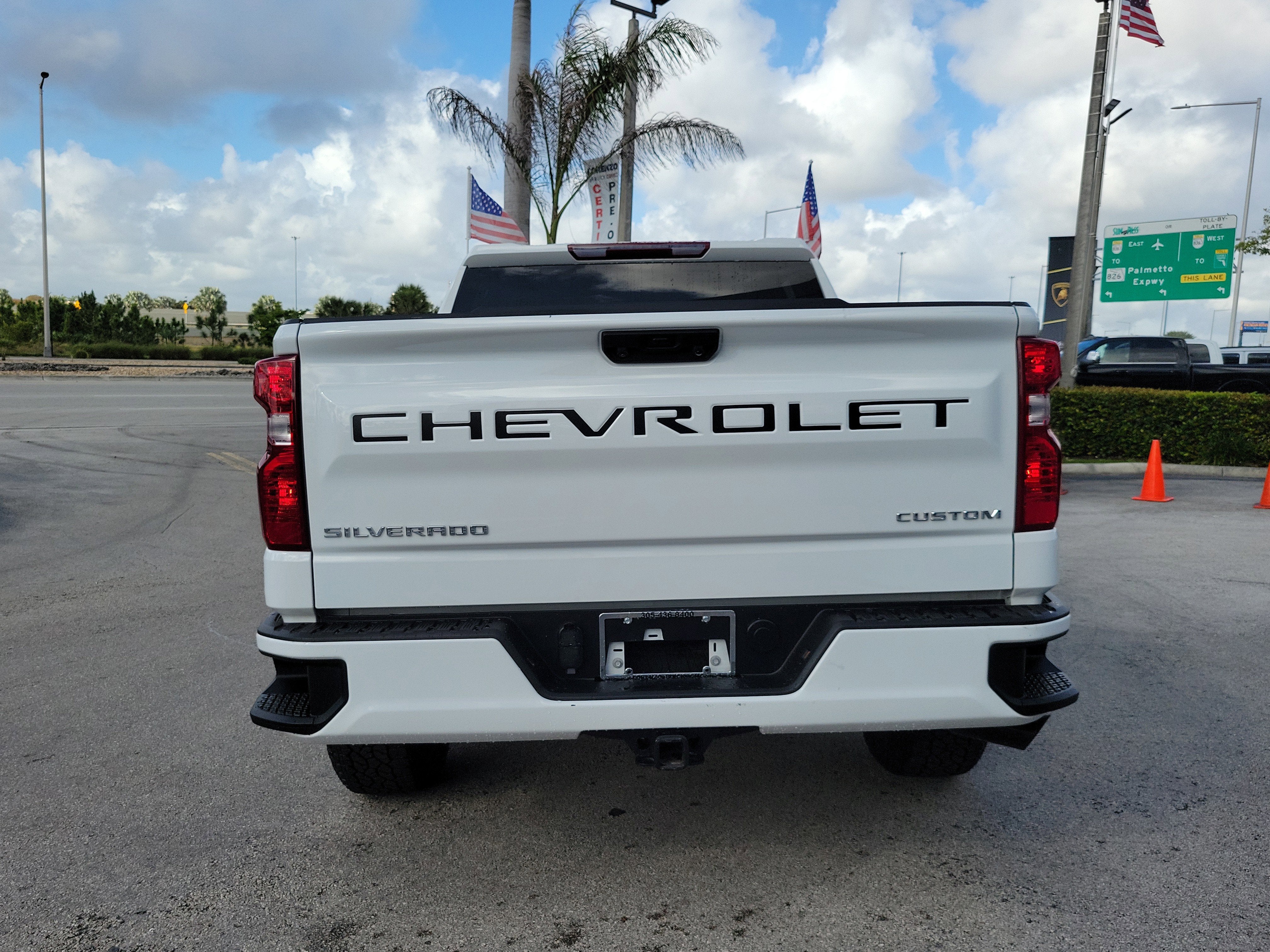 2025 Chevrolet Silverado 1500 Custom