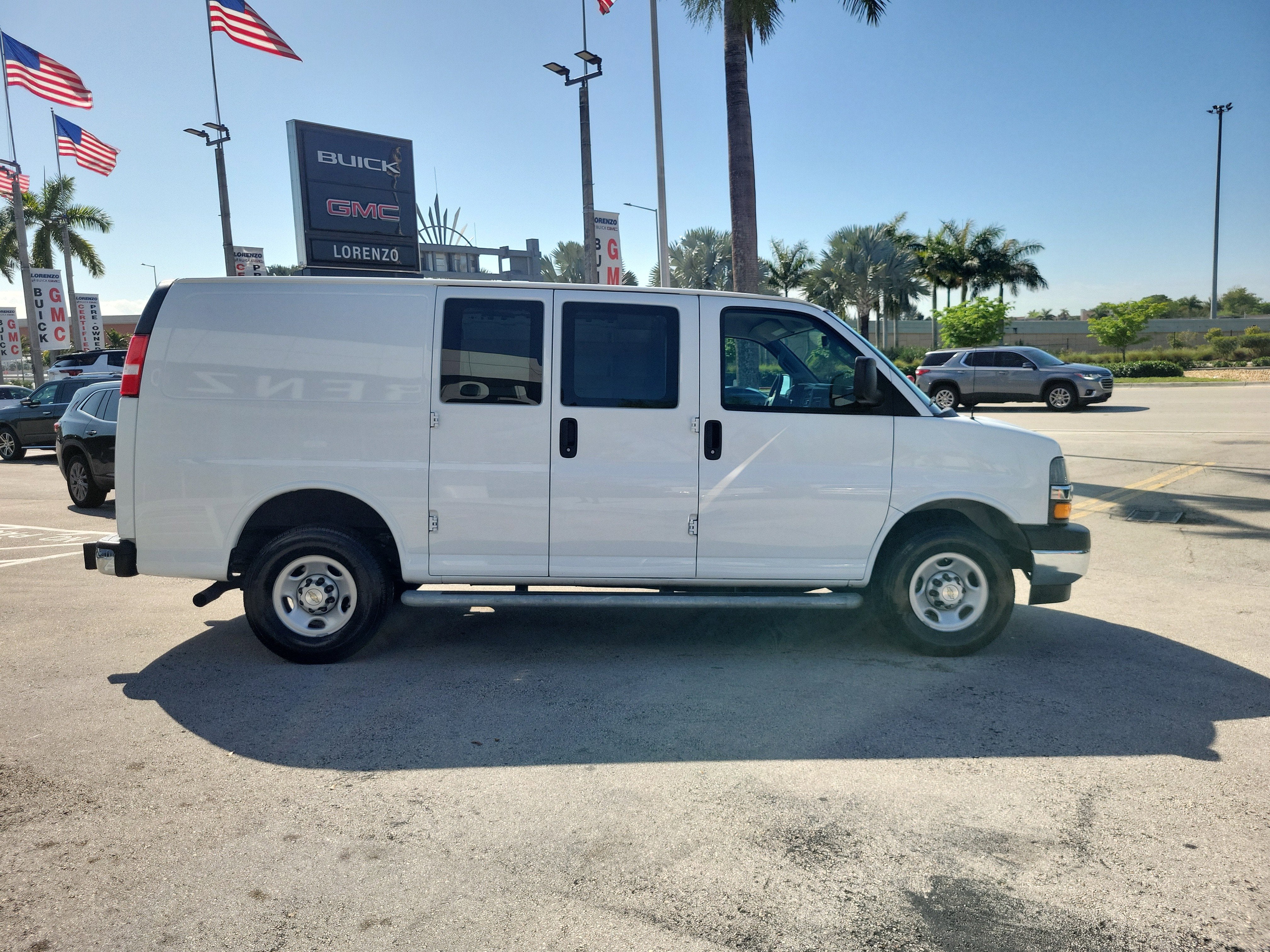 2024 Chevrolet Express Cargo 2500 WT