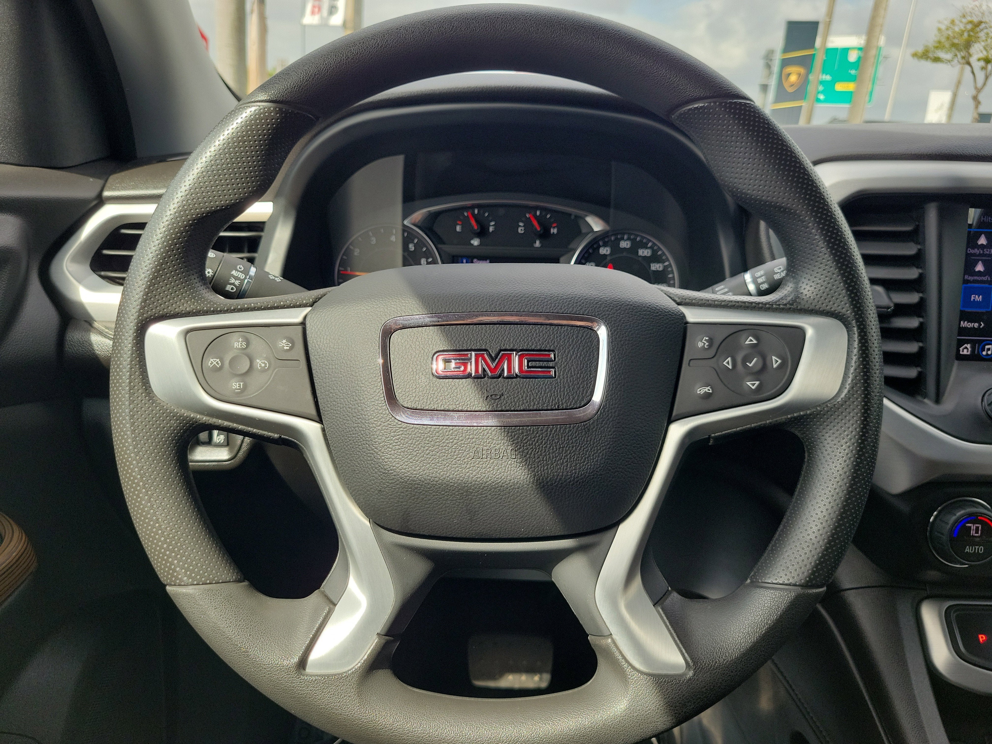 2023 GMC Acadia SLE