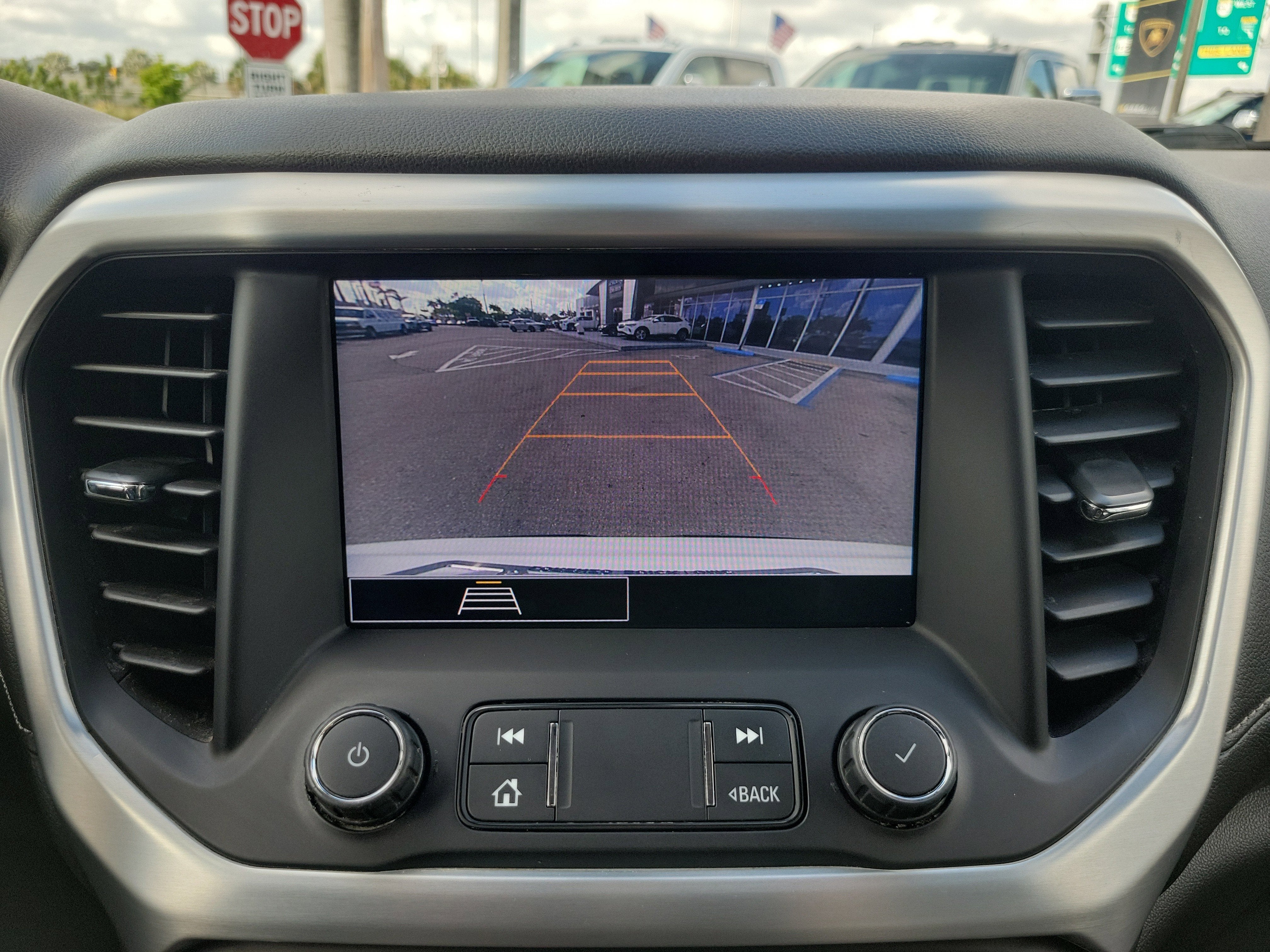 2021 GMC Acadia SLE