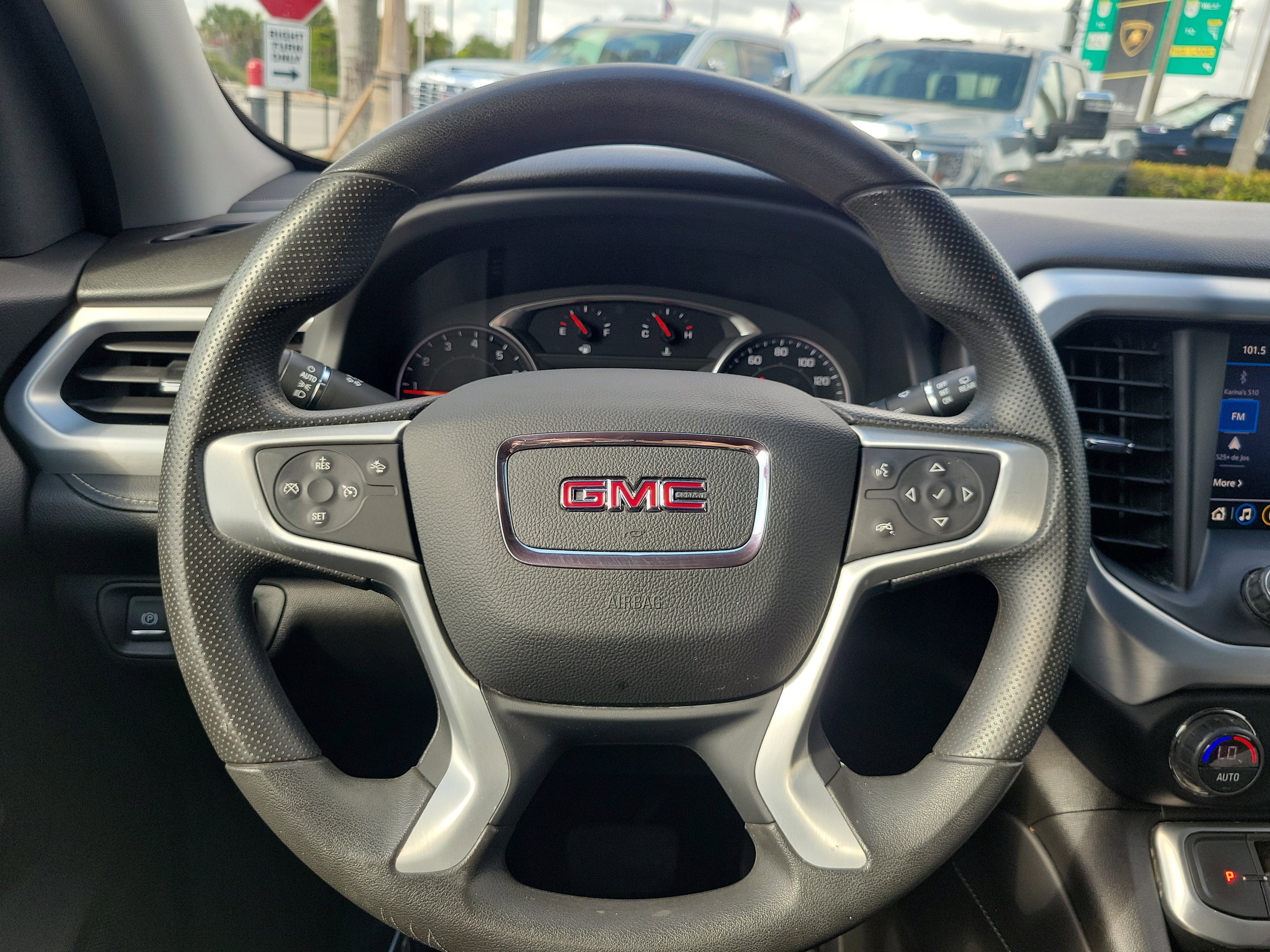 2021 GMC Acadia SLE