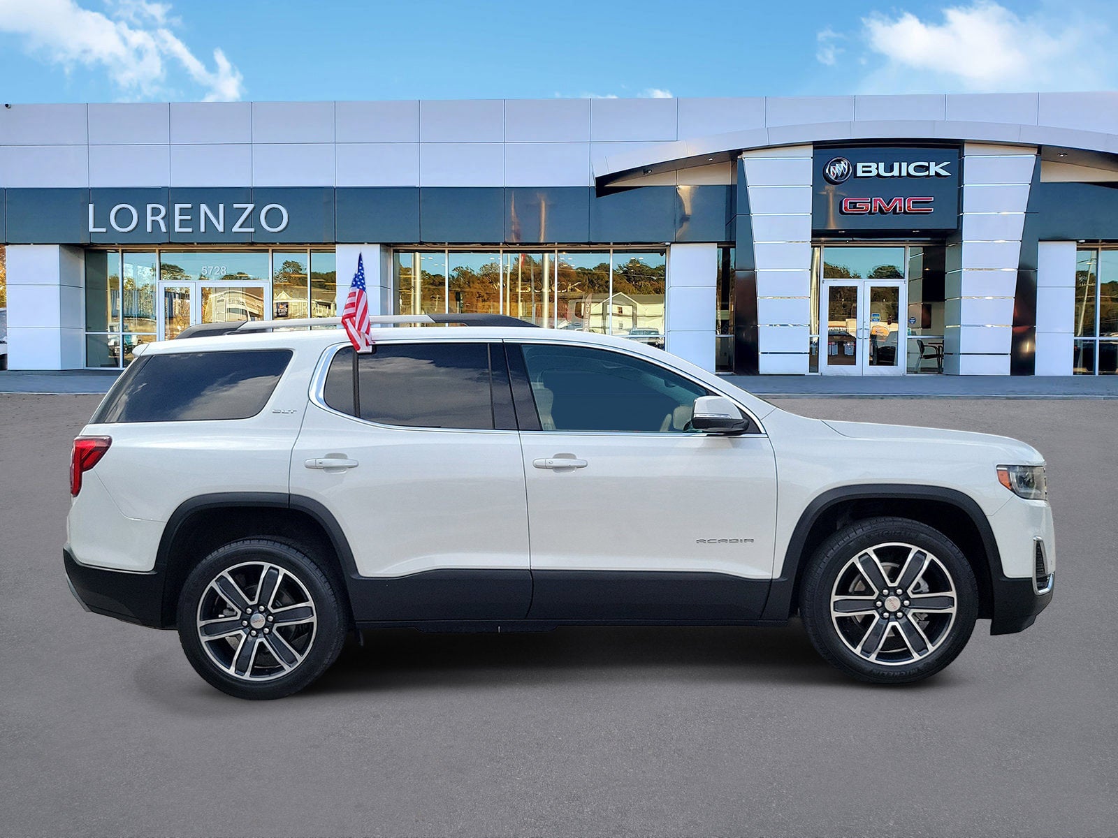 2023 GMC Acadia SLT