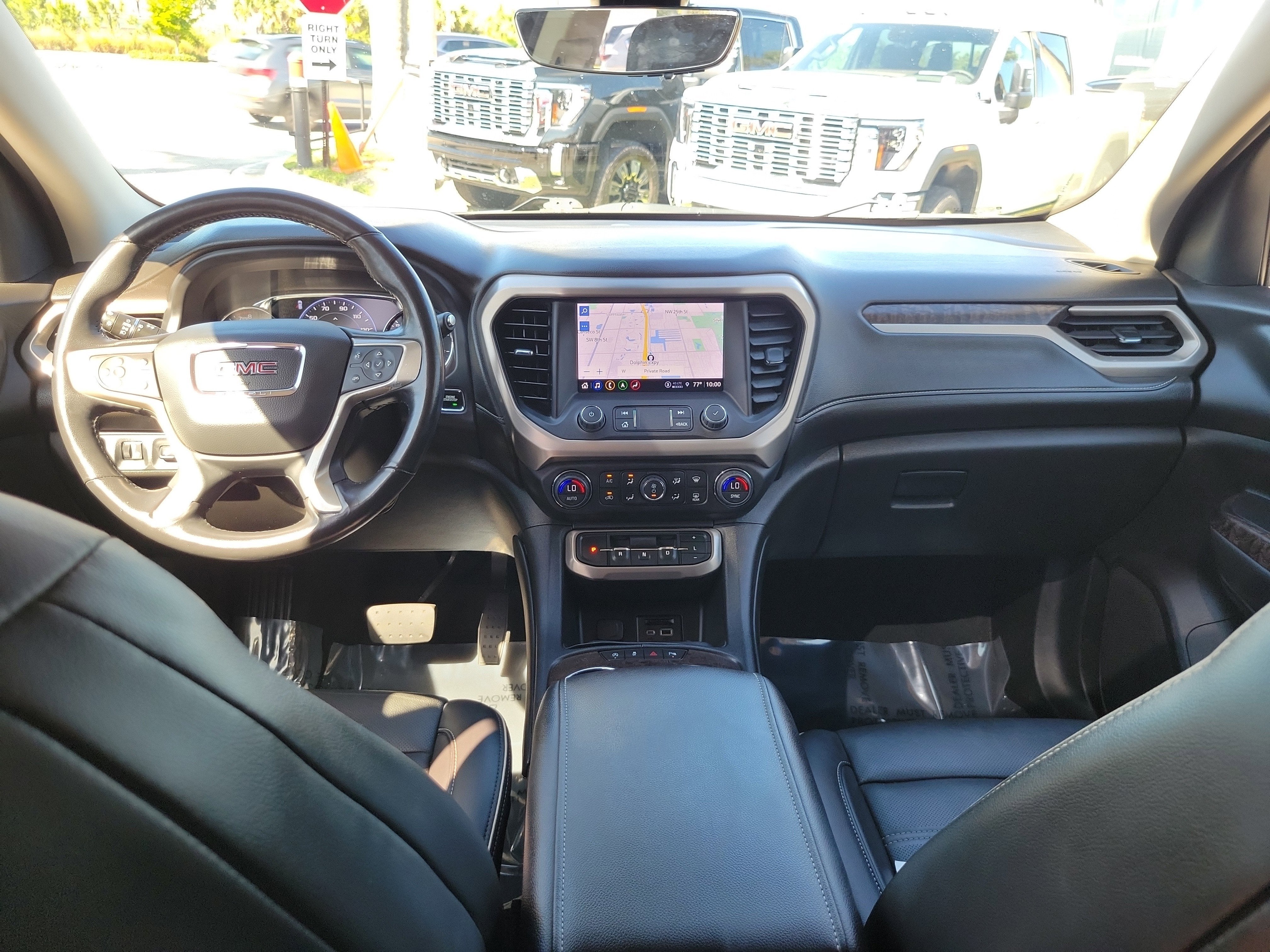 2022 GMC Acadia Denali
