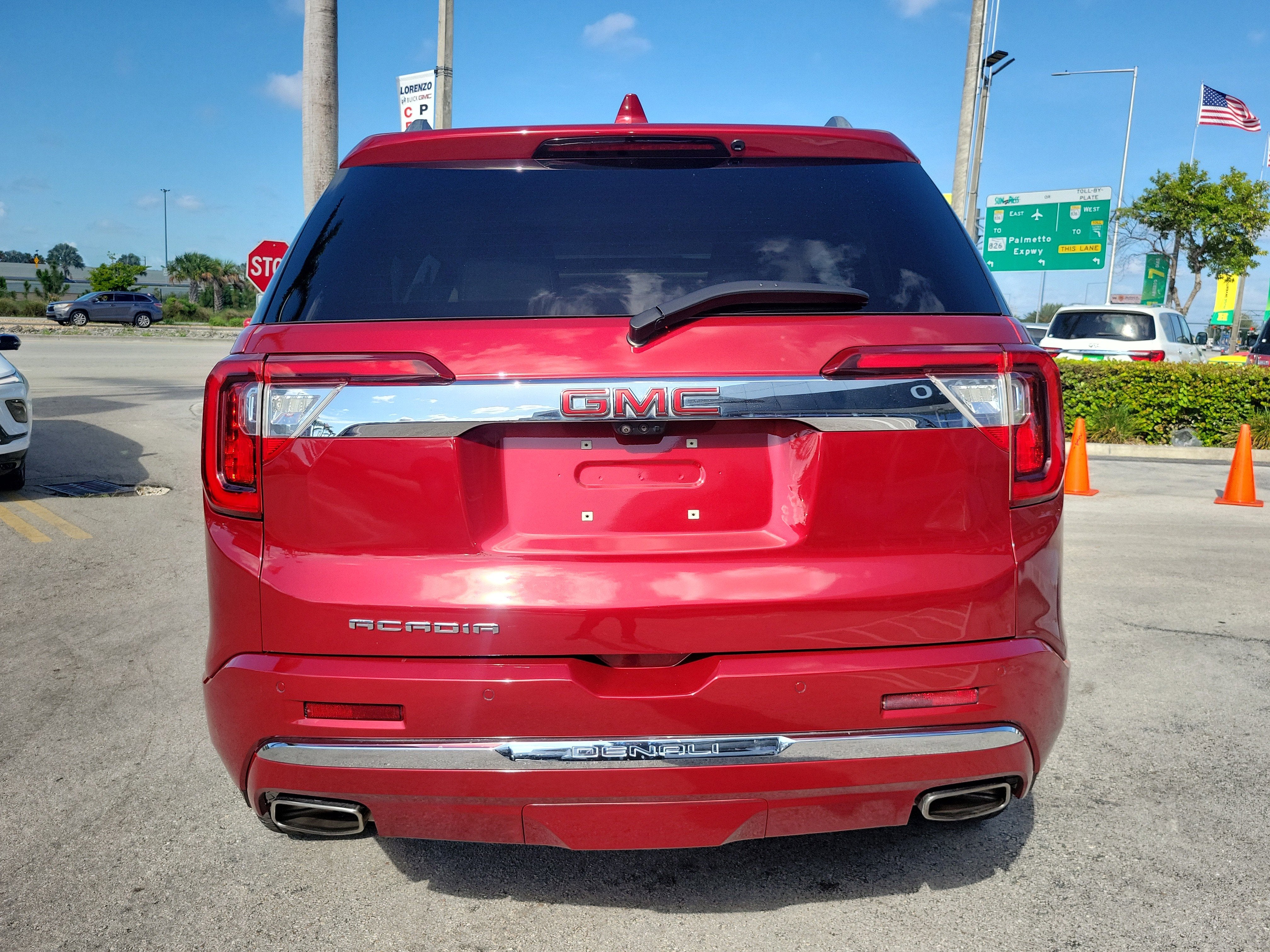 2020 GMC Acadia Denali