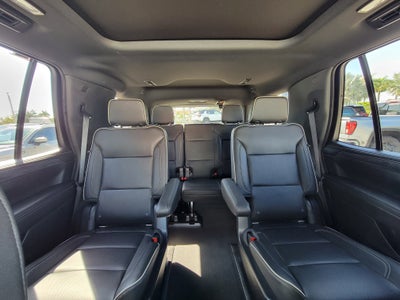 2022 GMC Yukon SLT