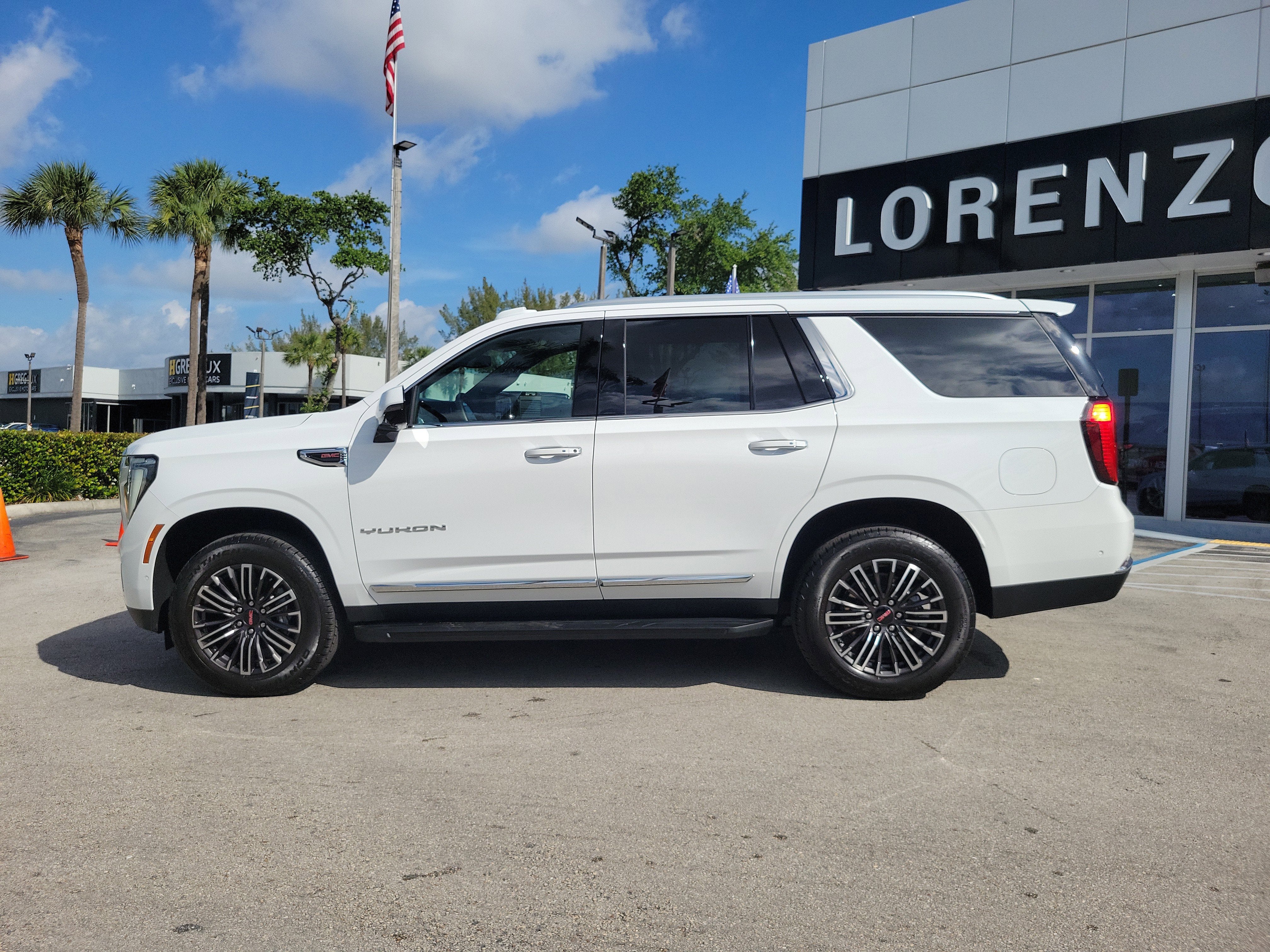 2025 GMC Yukon Elevation