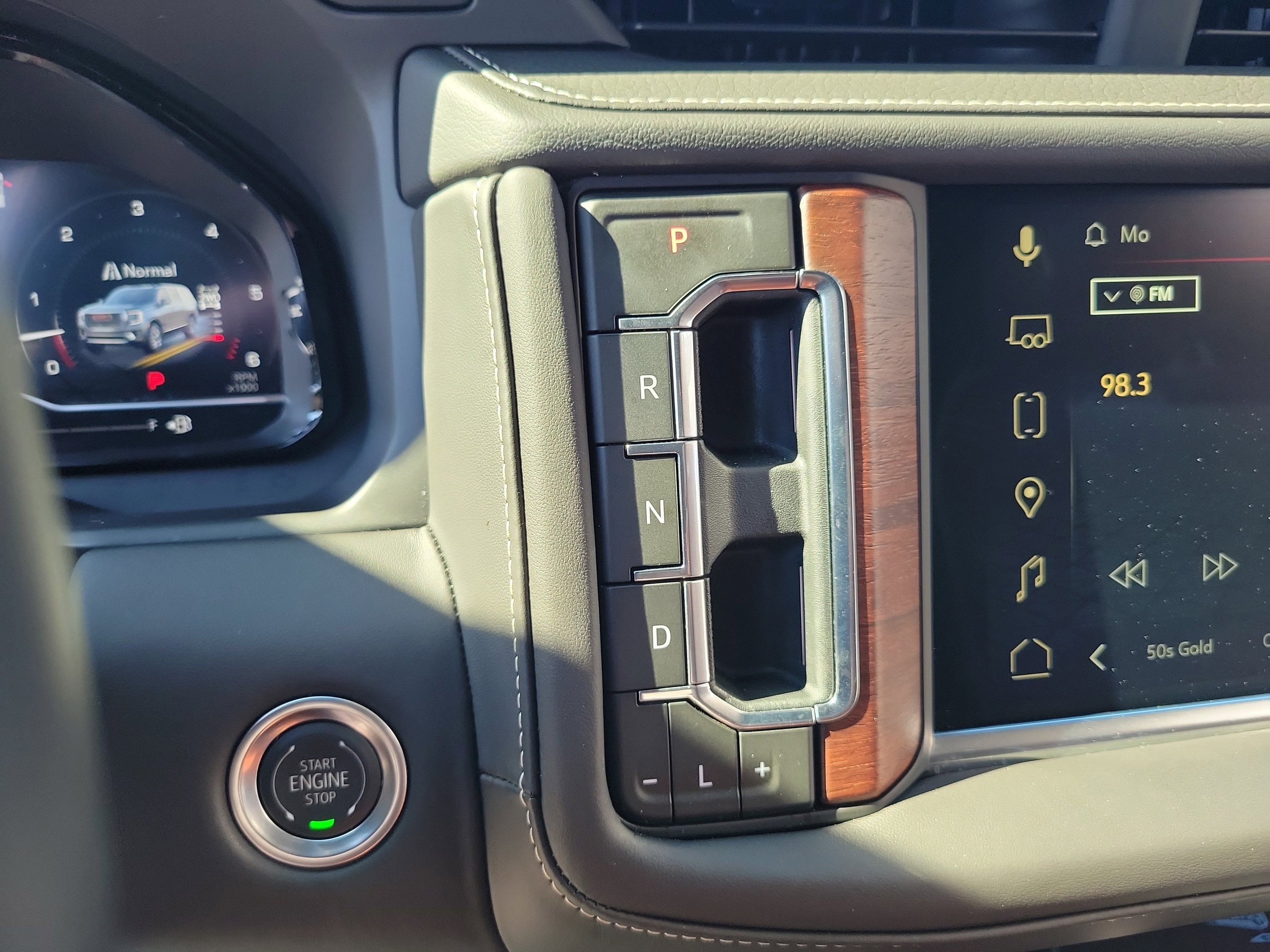 2024 GMC Yukon Denali Ultimate