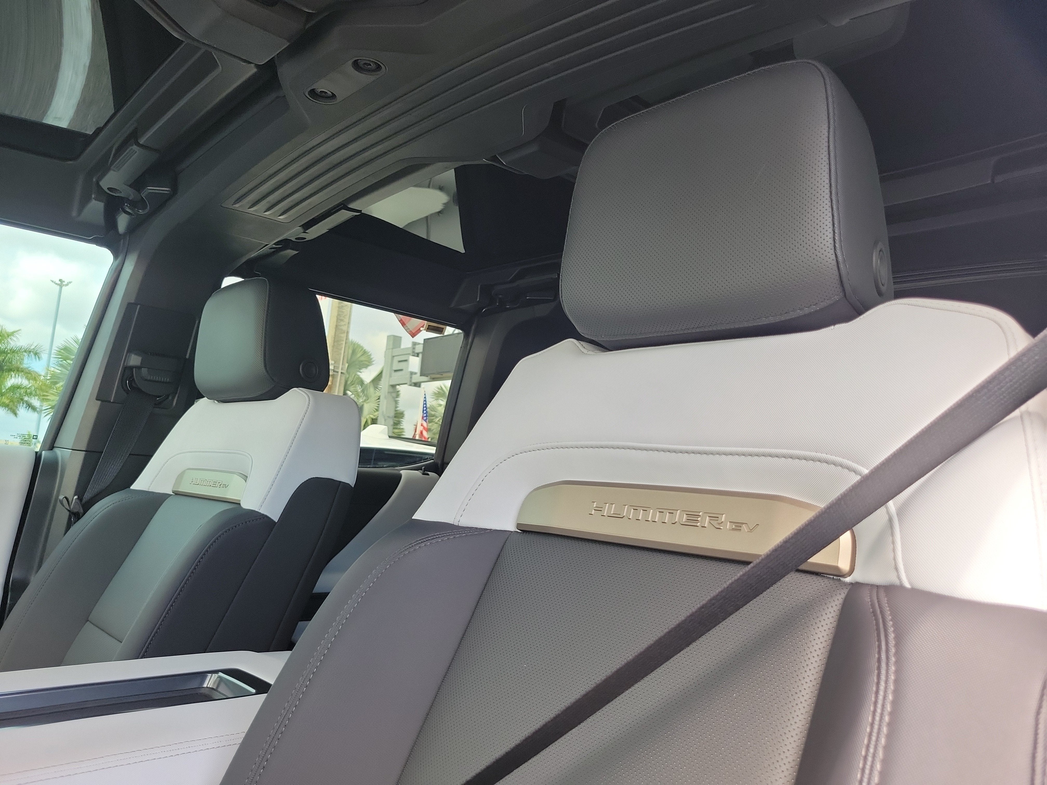 2025 GMC HUMMER EV SUV 2X
