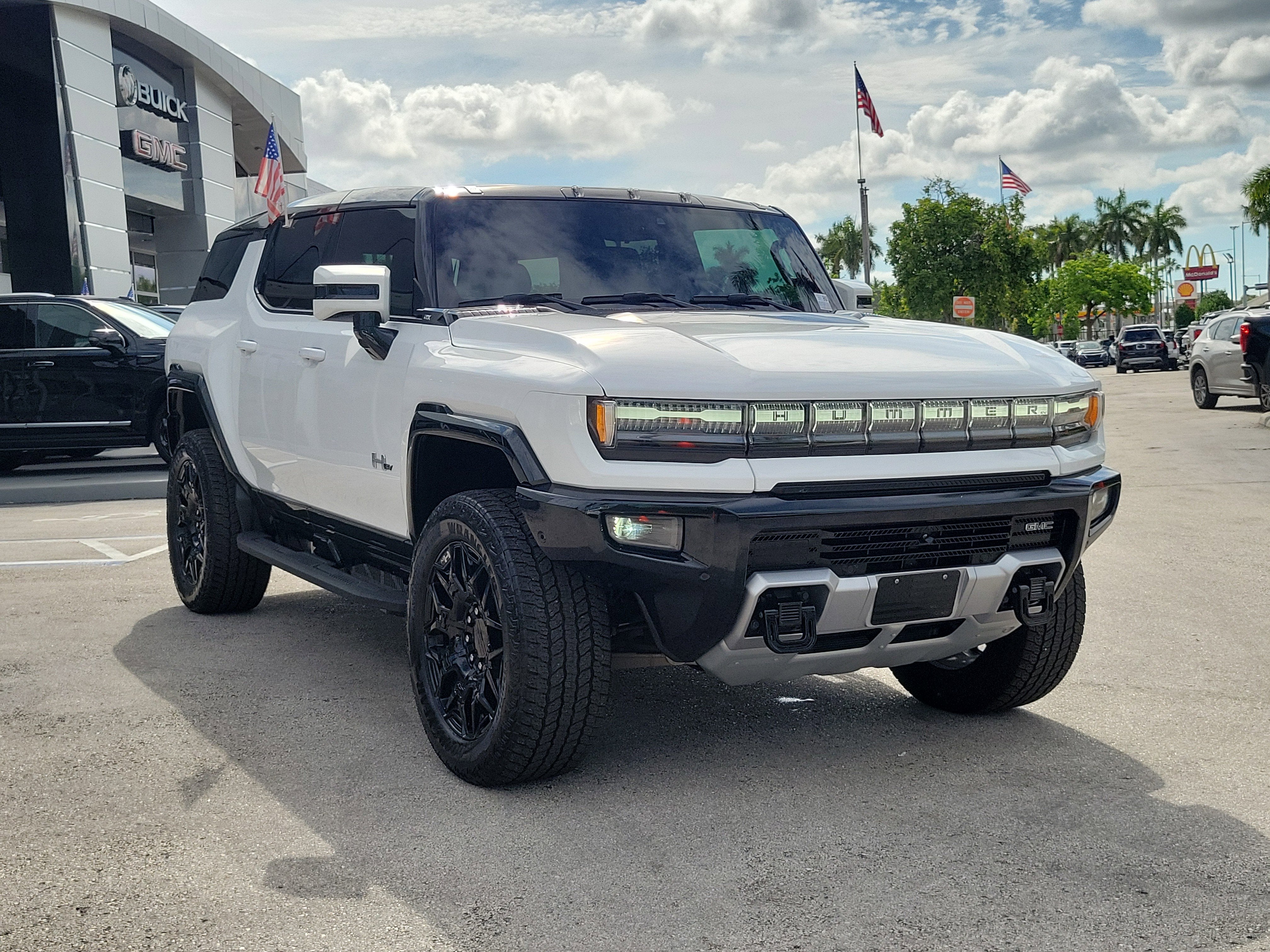 2025 GMC HUMMER EV SUV 2X