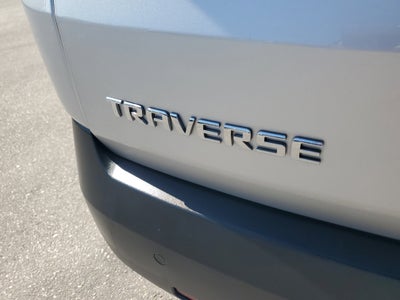 2022 Chevrolet Traverse LT Cloth