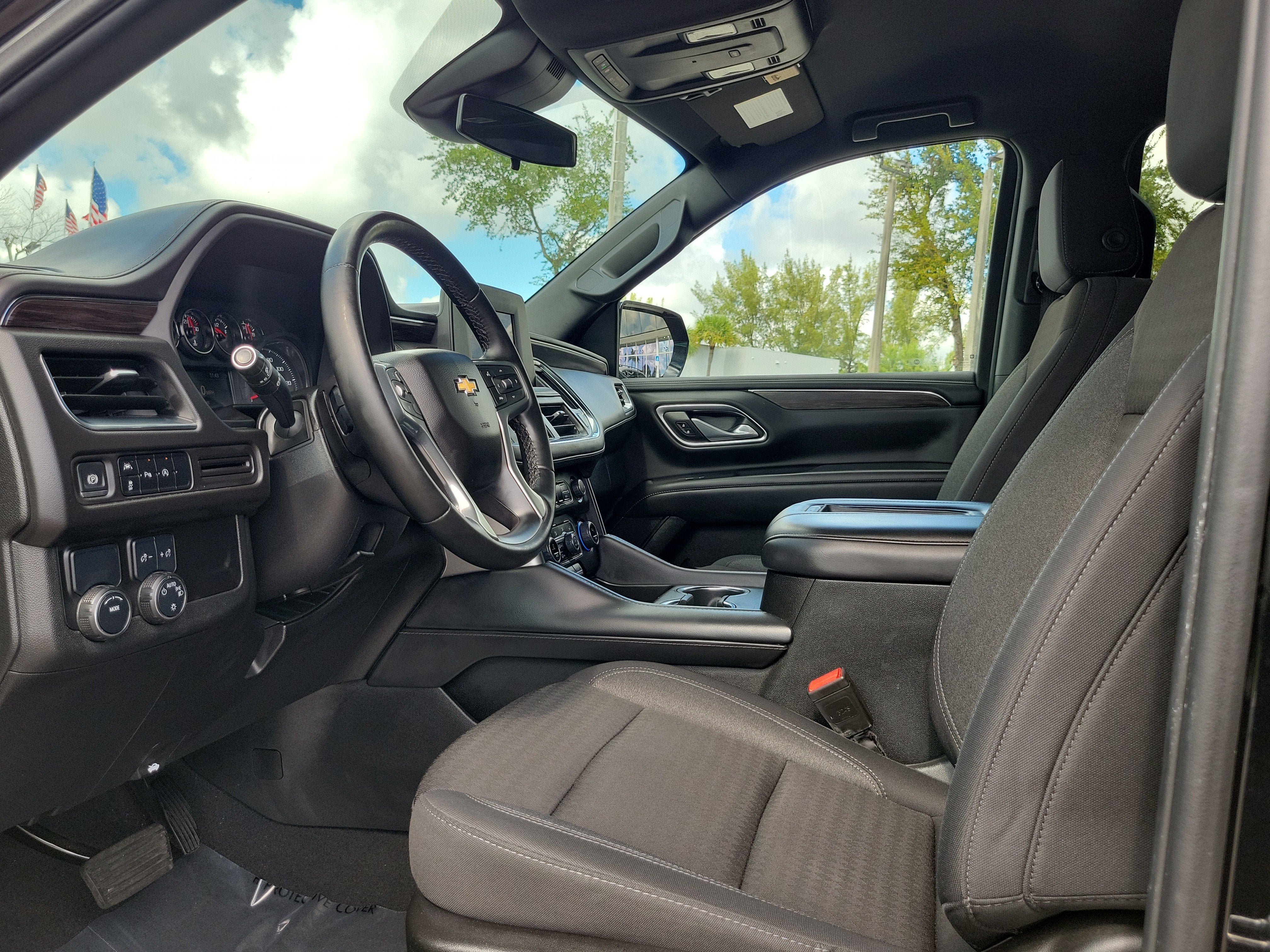 2024 Chevrolet Suburban LS