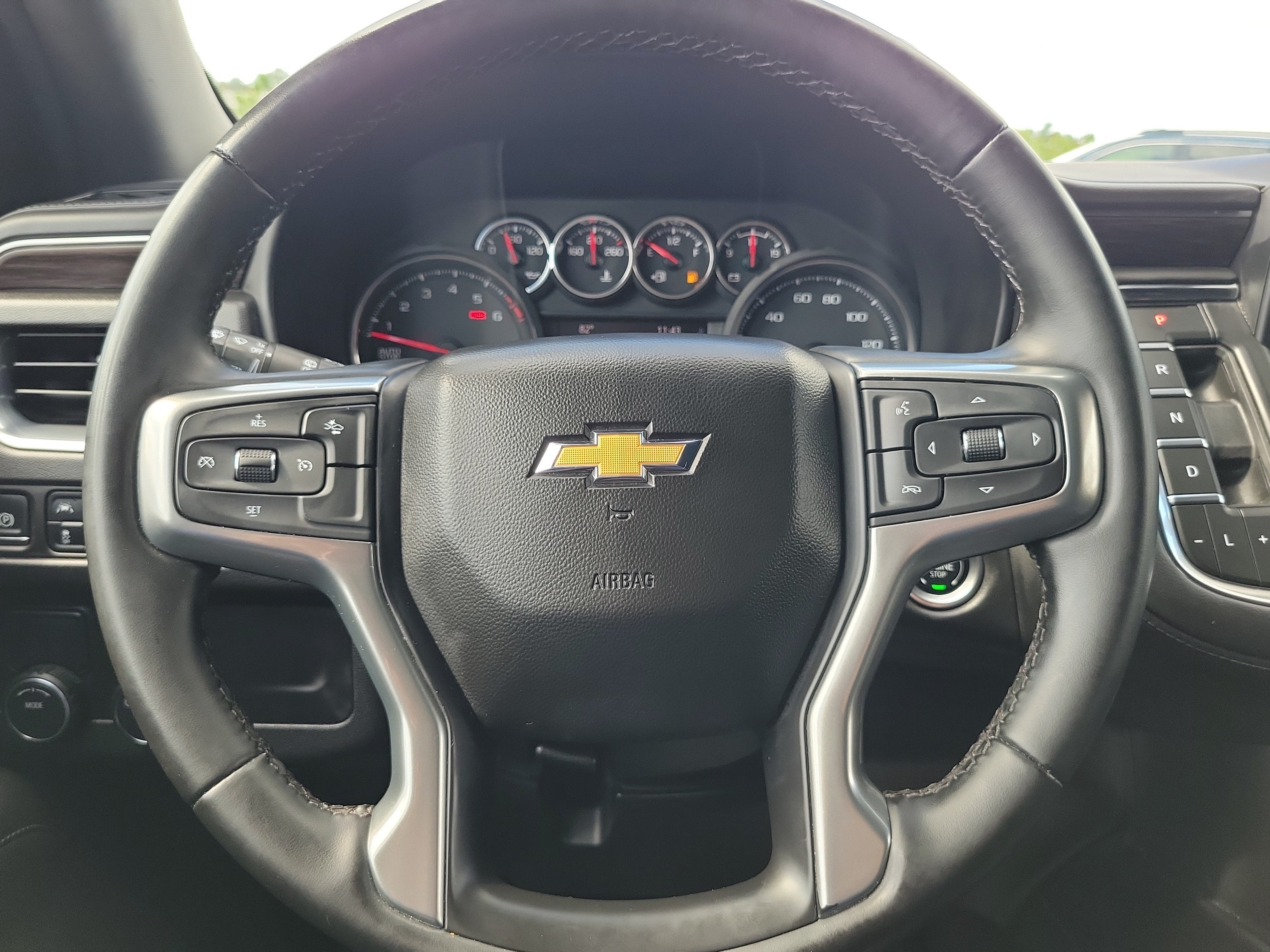 2024 Chevrolet Suburban LS