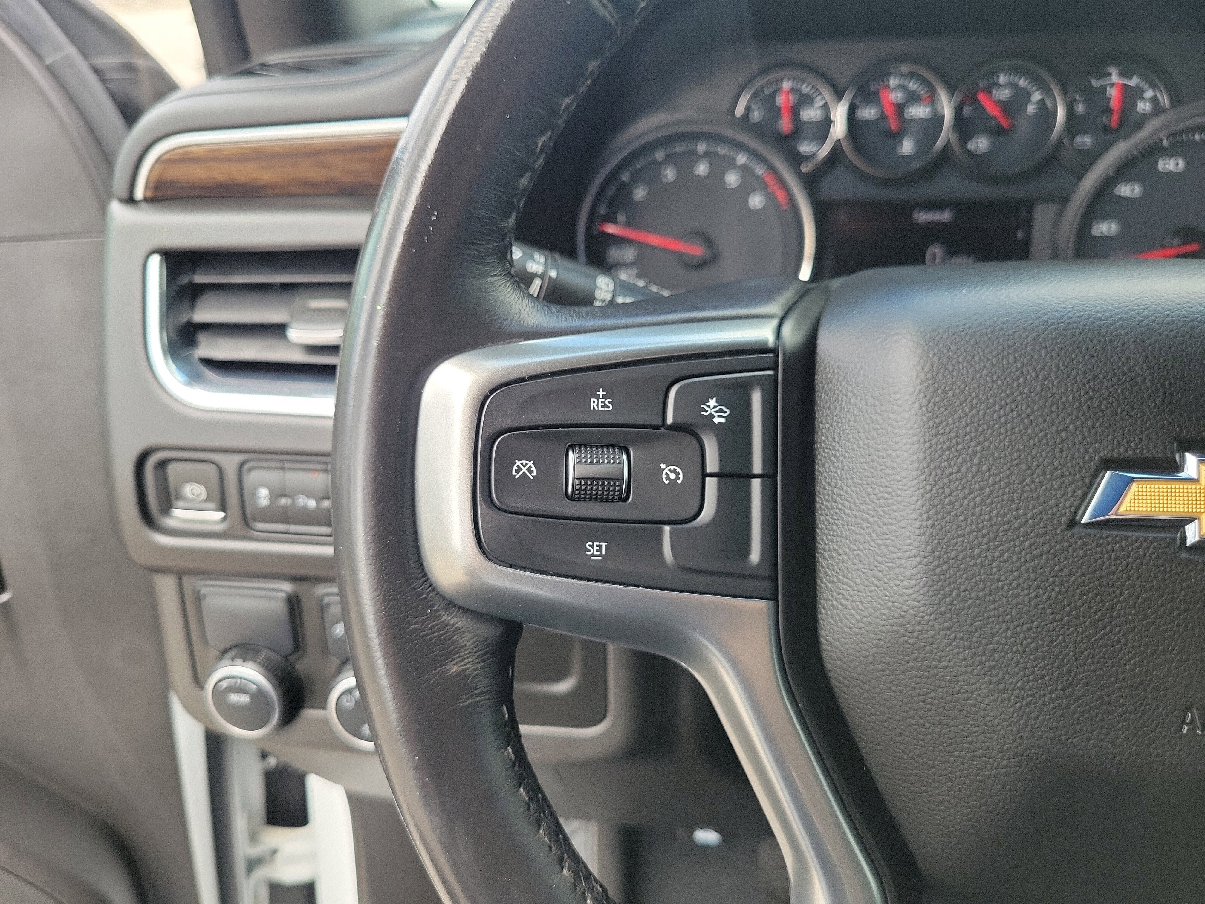 2021 Chevrolet Suburban LT