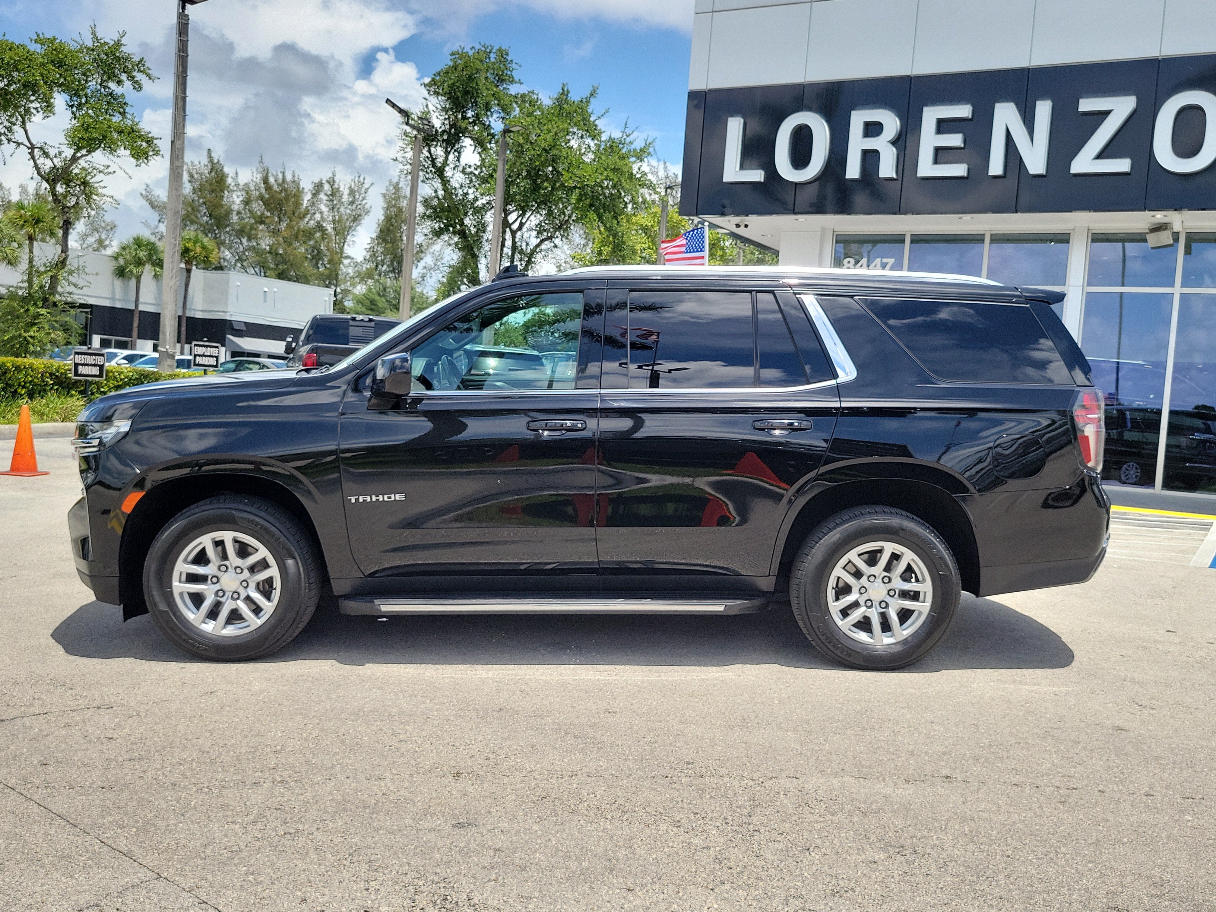 2021 Chevrolet Tahoe LS