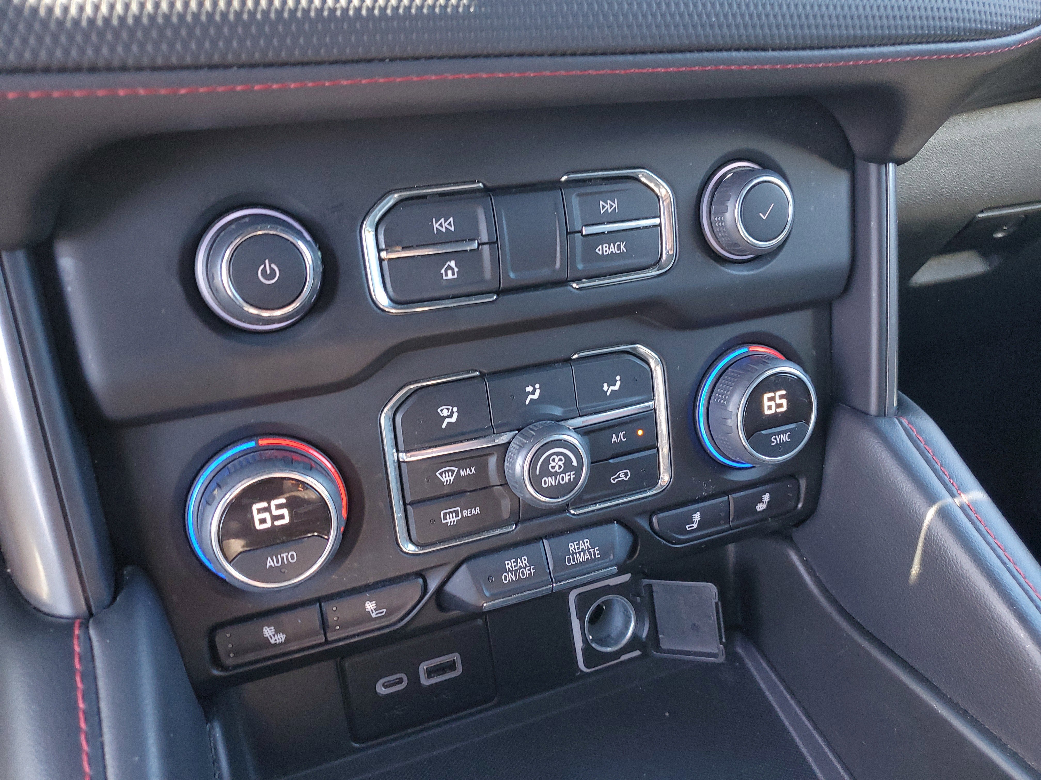 2022 Chevrolet Tahoe RST