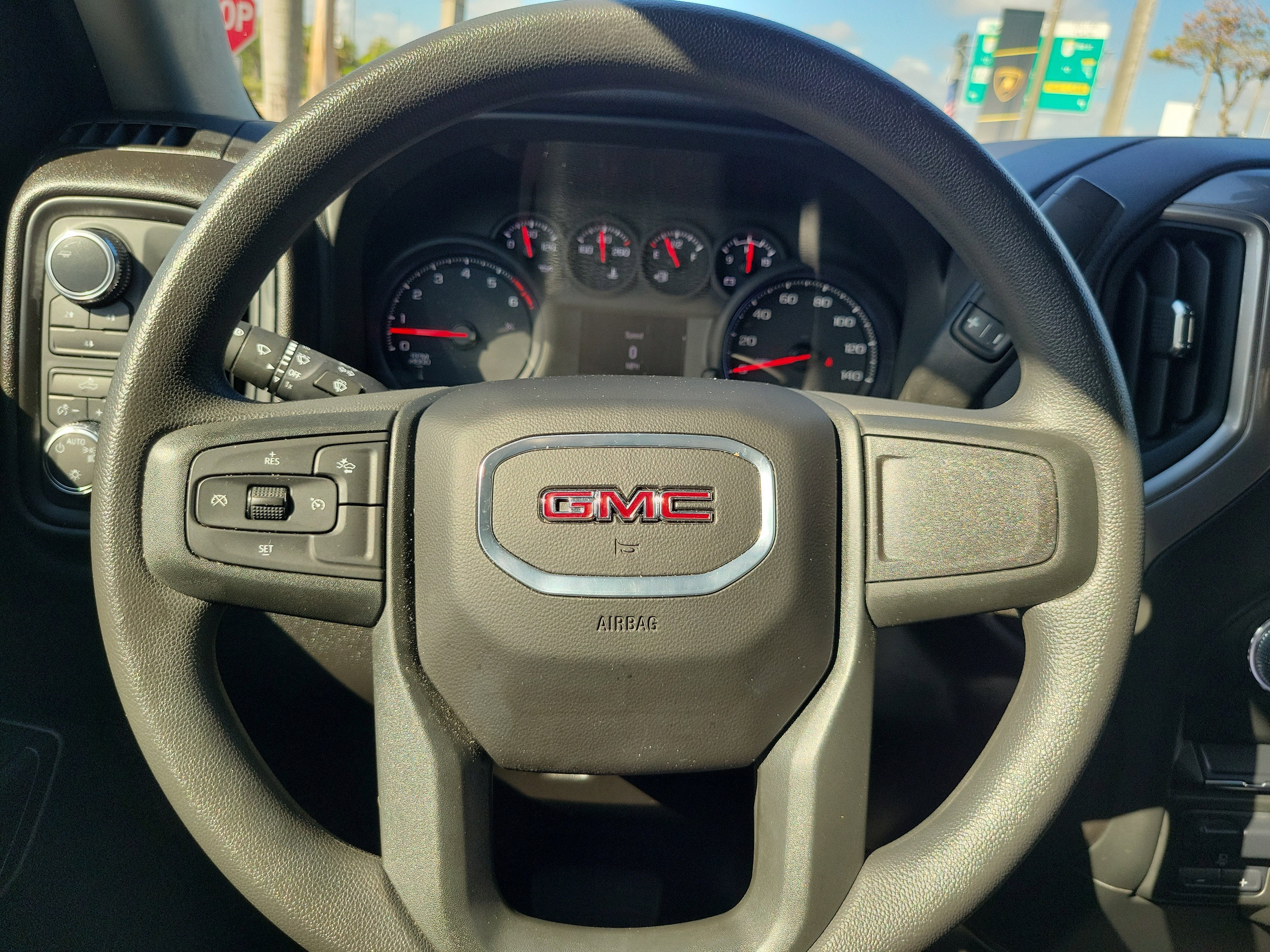 2024 GMC Sierra 2500 HD Pro