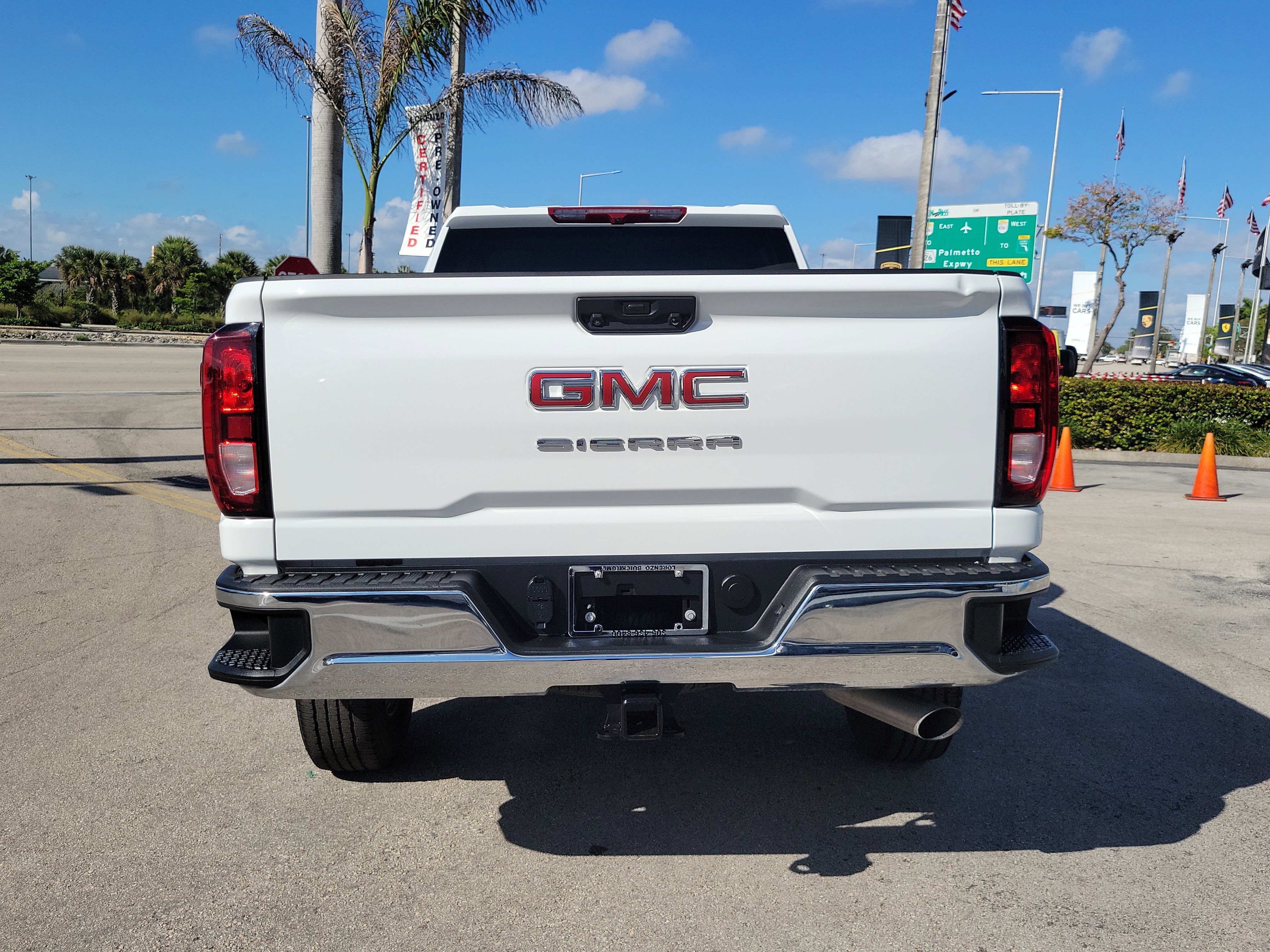 2024 GMC Sierra 2500 HD Pro