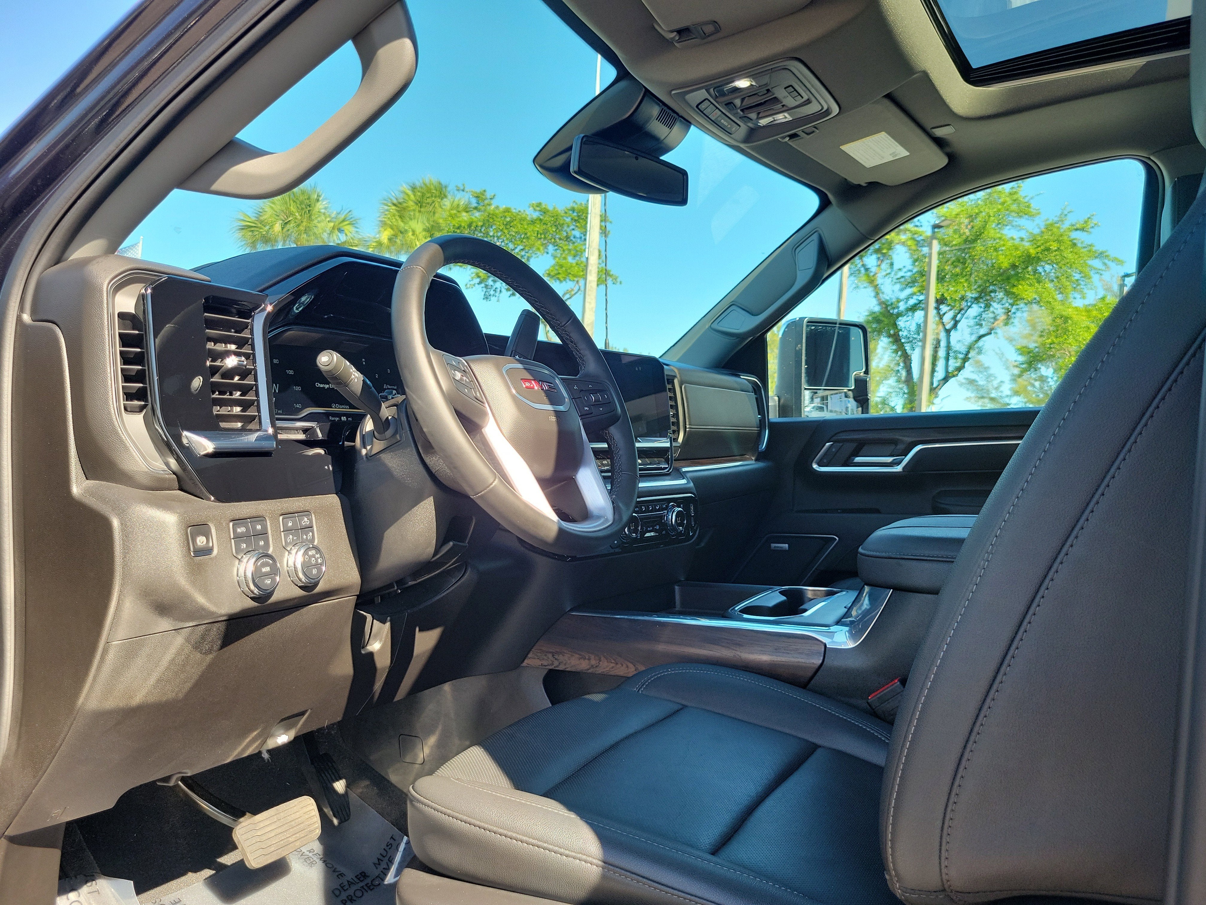 2025 GMC Sierra 2500 HD SLT