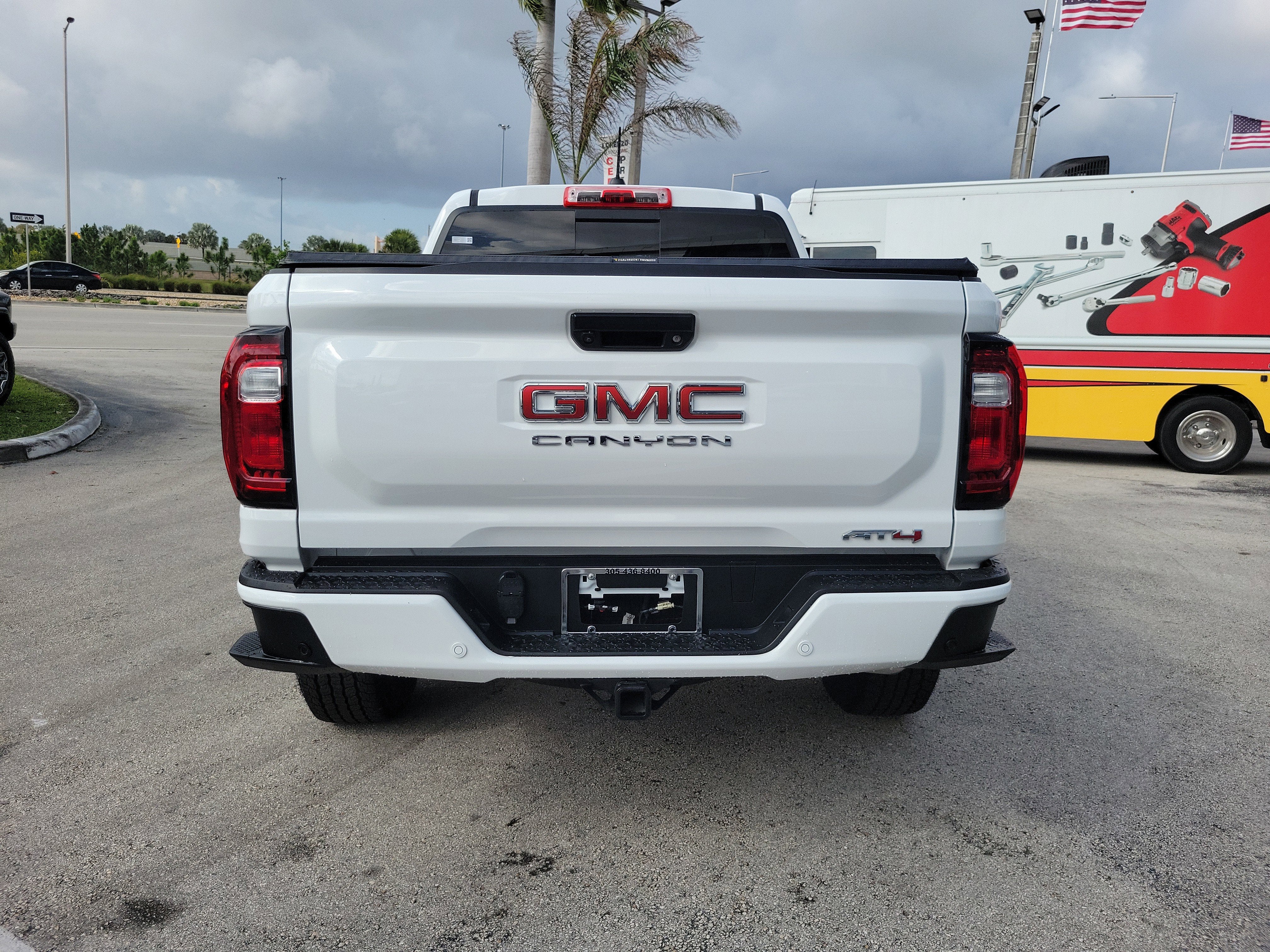 2025 GMC Canyon AT4
