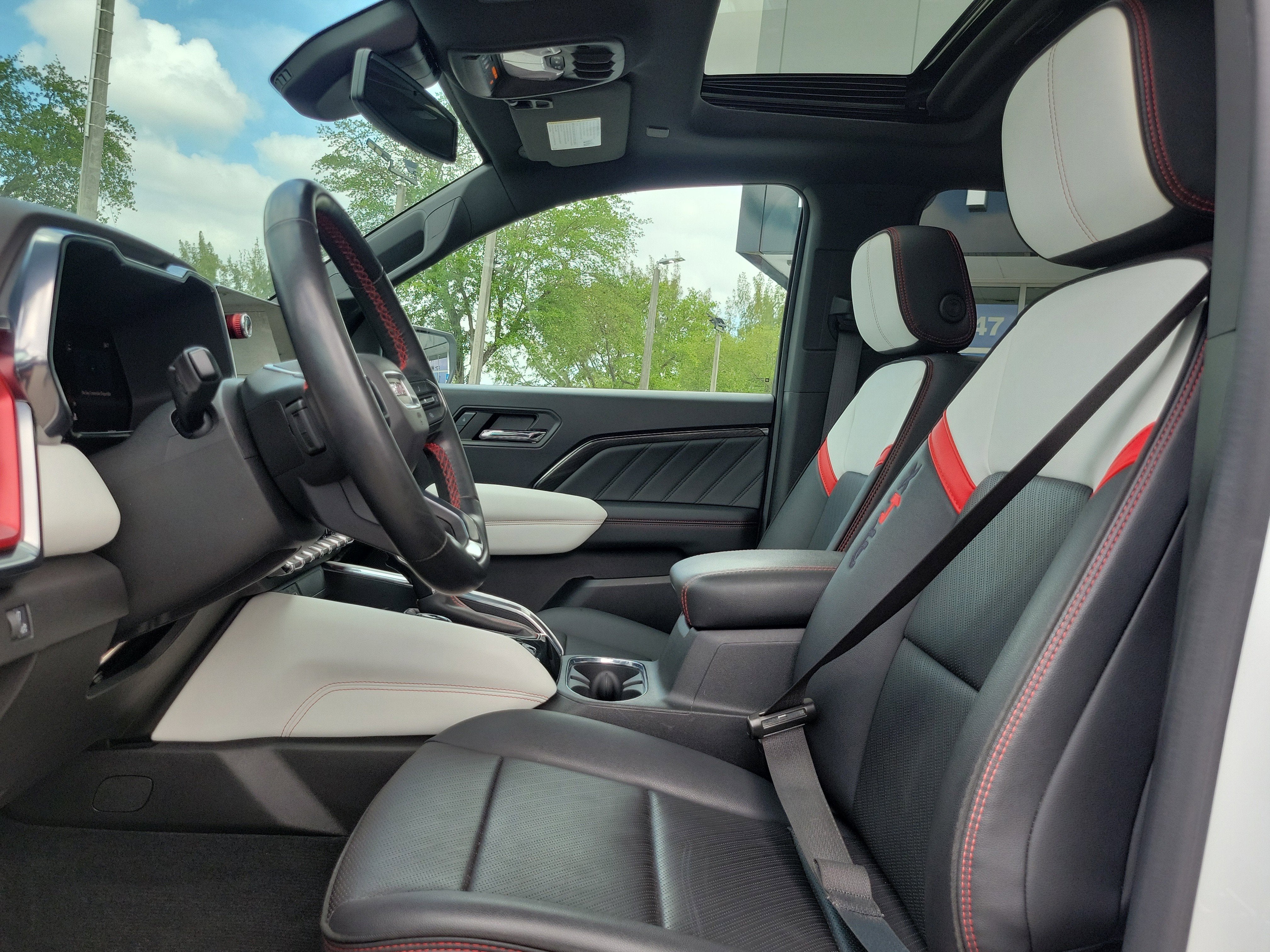 2023 GMC Canyon AT4X