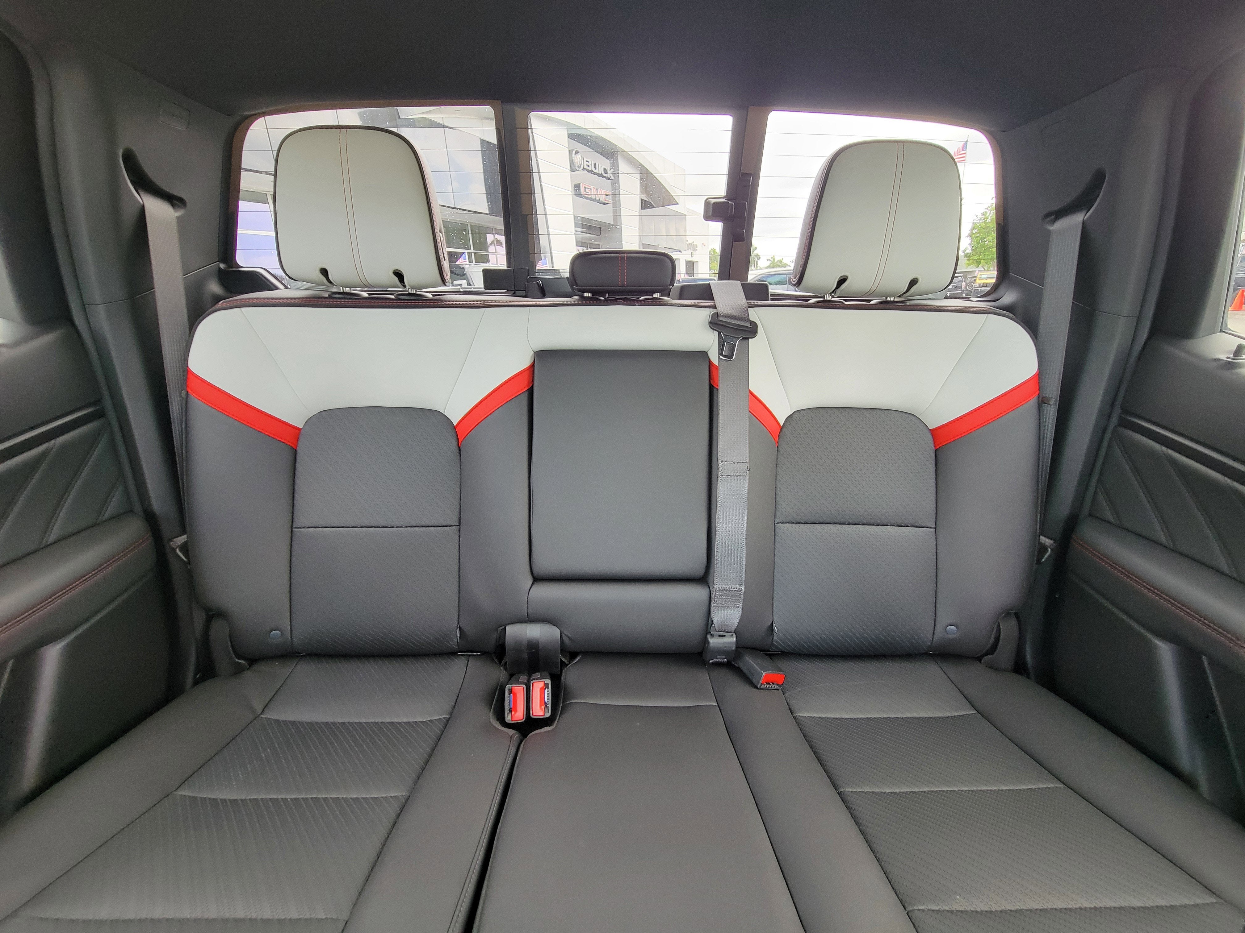 2023 GMC Canyon AT4X