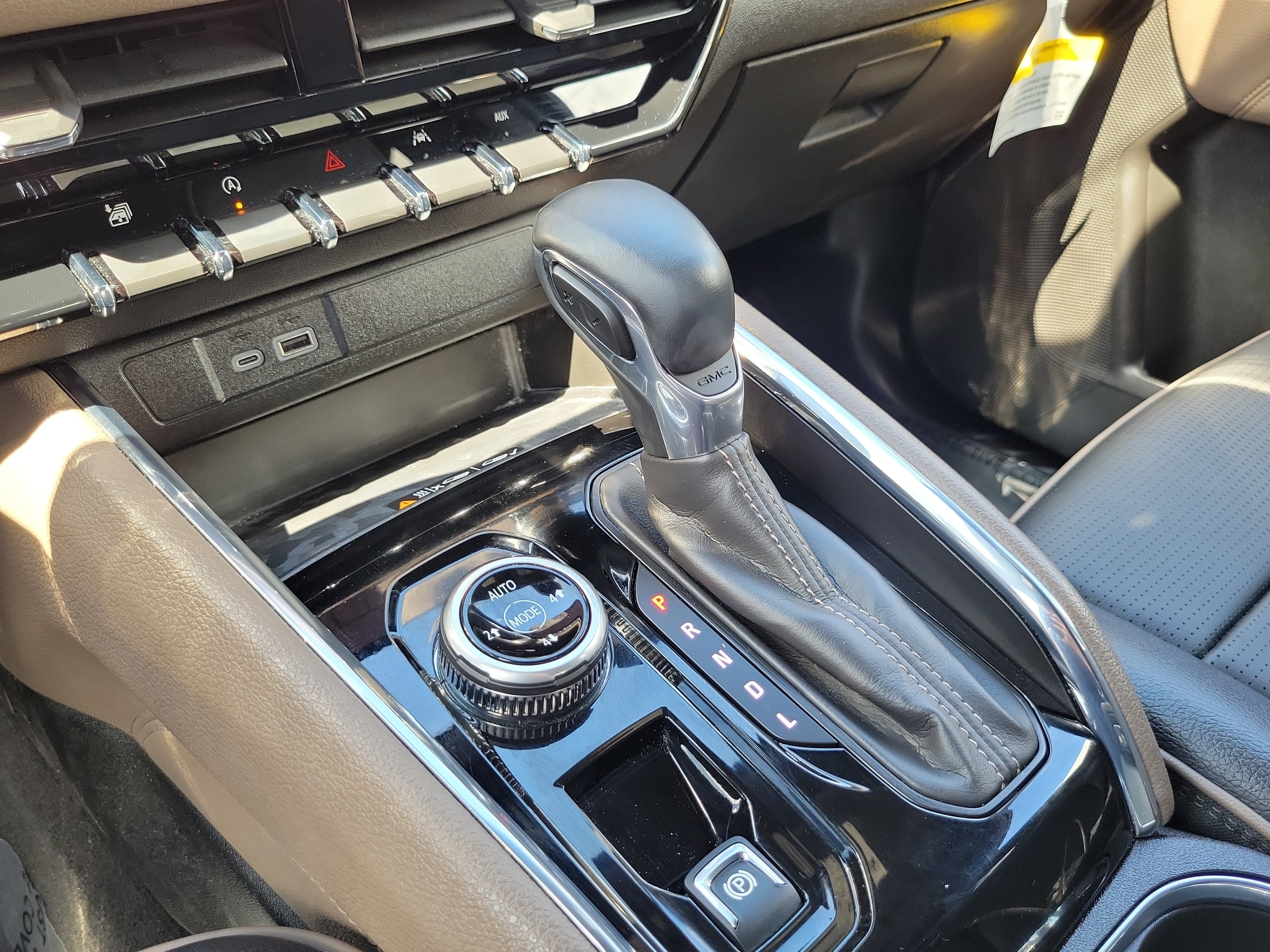 2024 GMC Canyon Denali