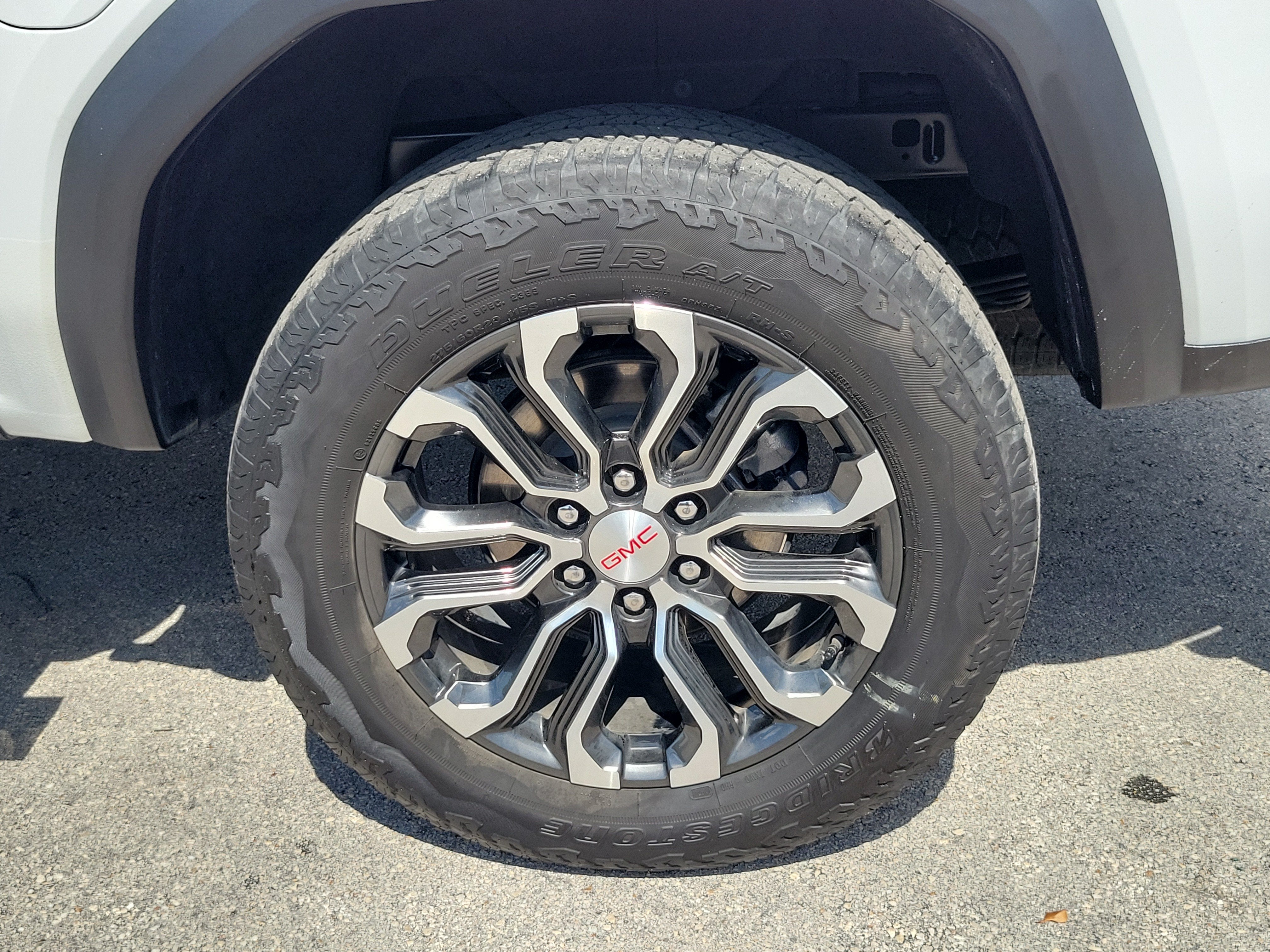 2024 GMC Canyon Denali