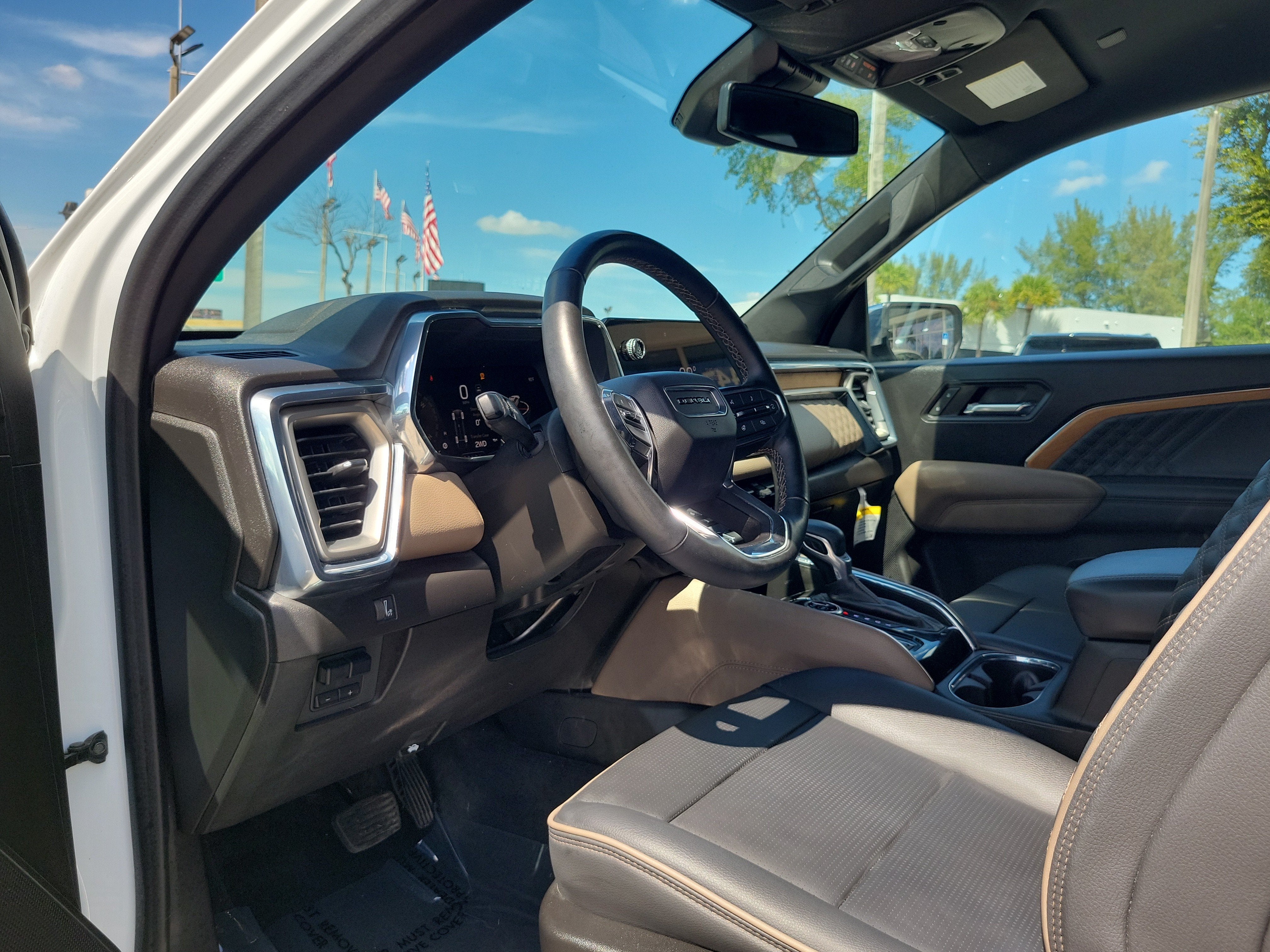2024 GMC Canyon Denali
