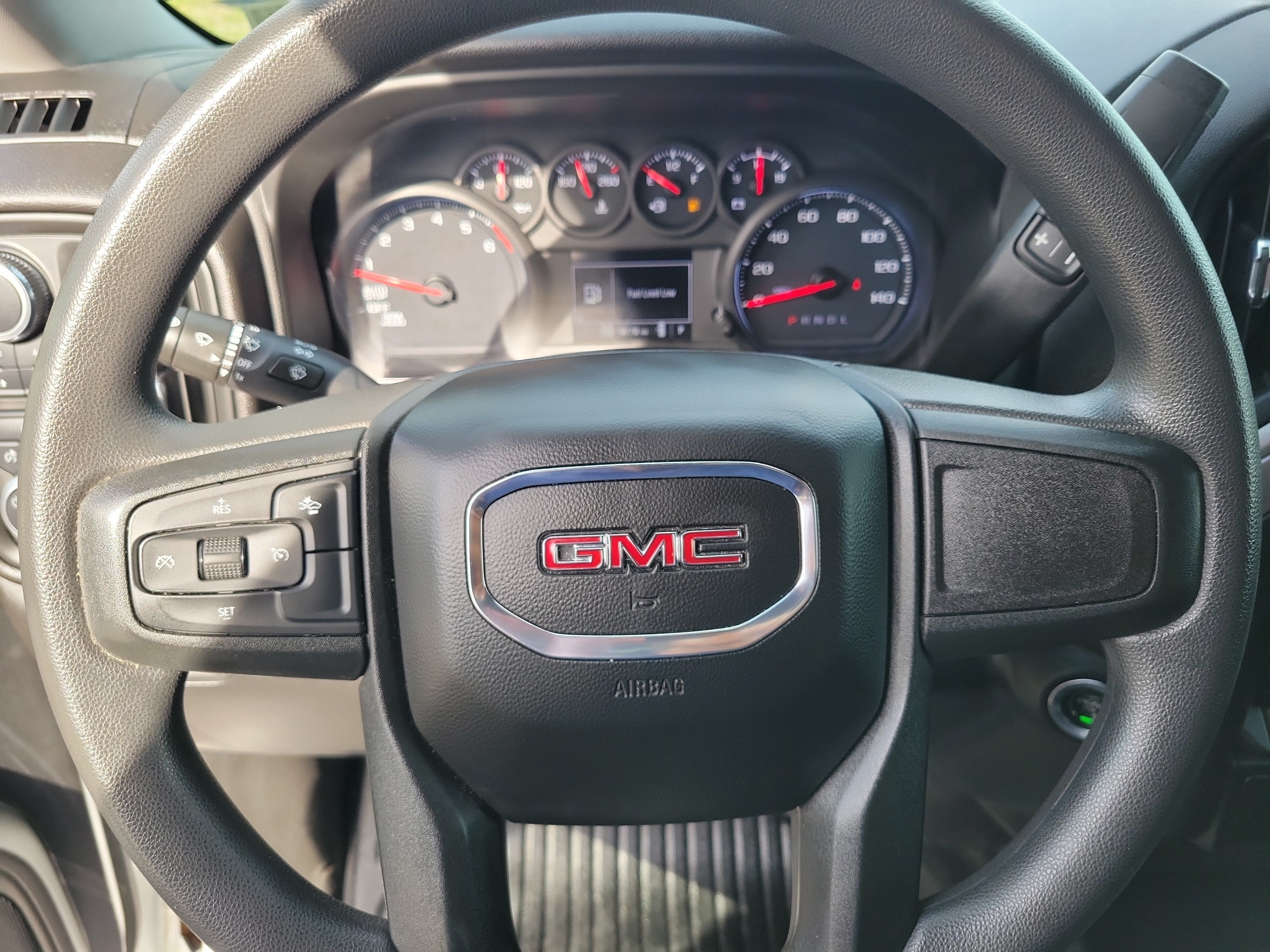 2023 GMC Sierra 1500 Pro