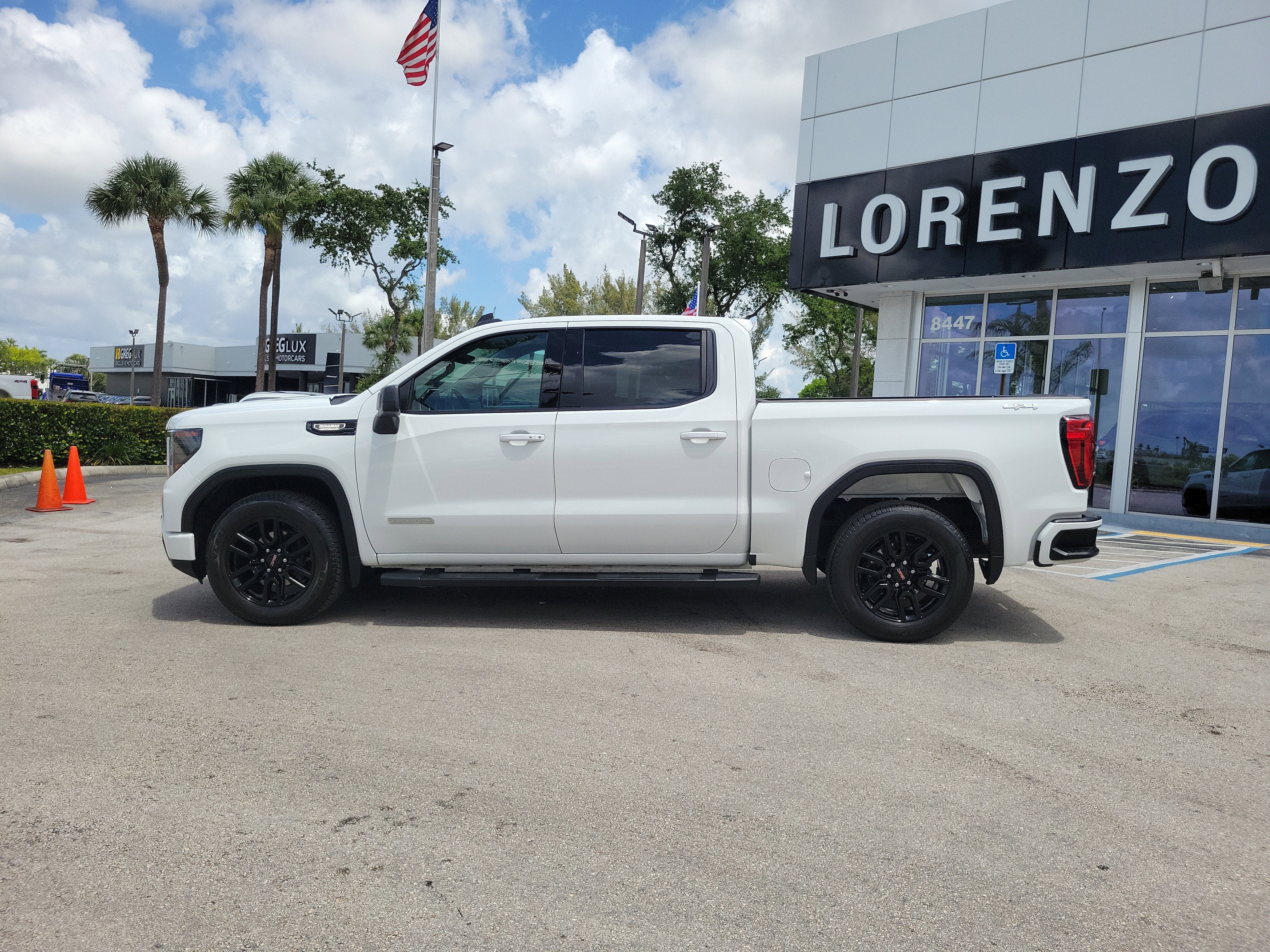 2024 GMC Sierra 1500 Elevation