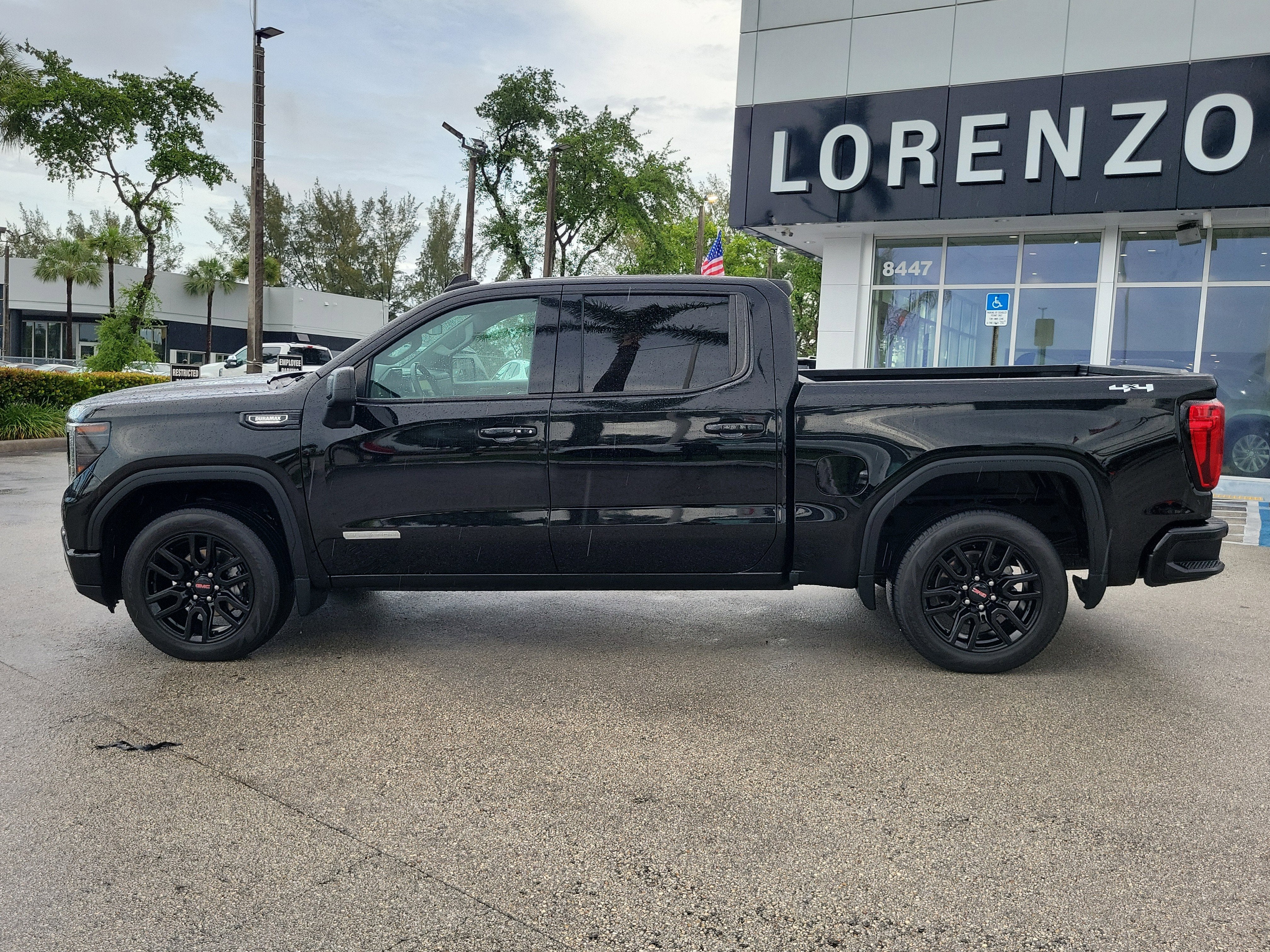 2023 GMC Sierra 1500 Elevation