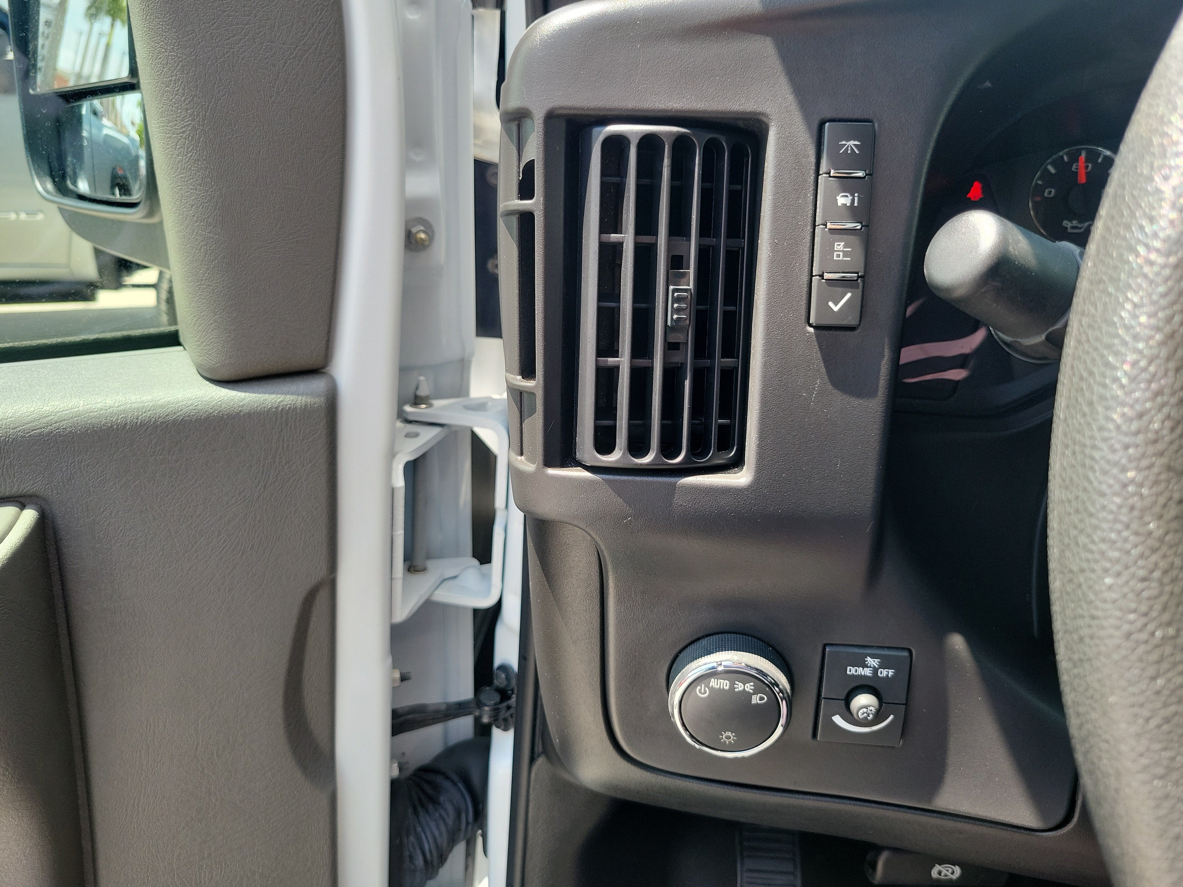 2025 GMC Savana Cargo Work Van