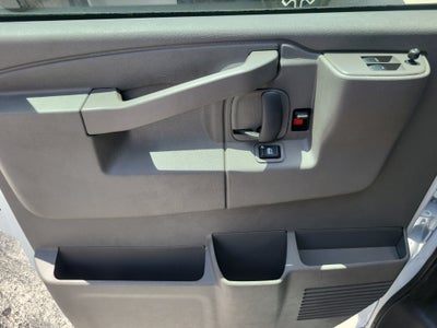 2025 GMC Savana Cargo Work Van