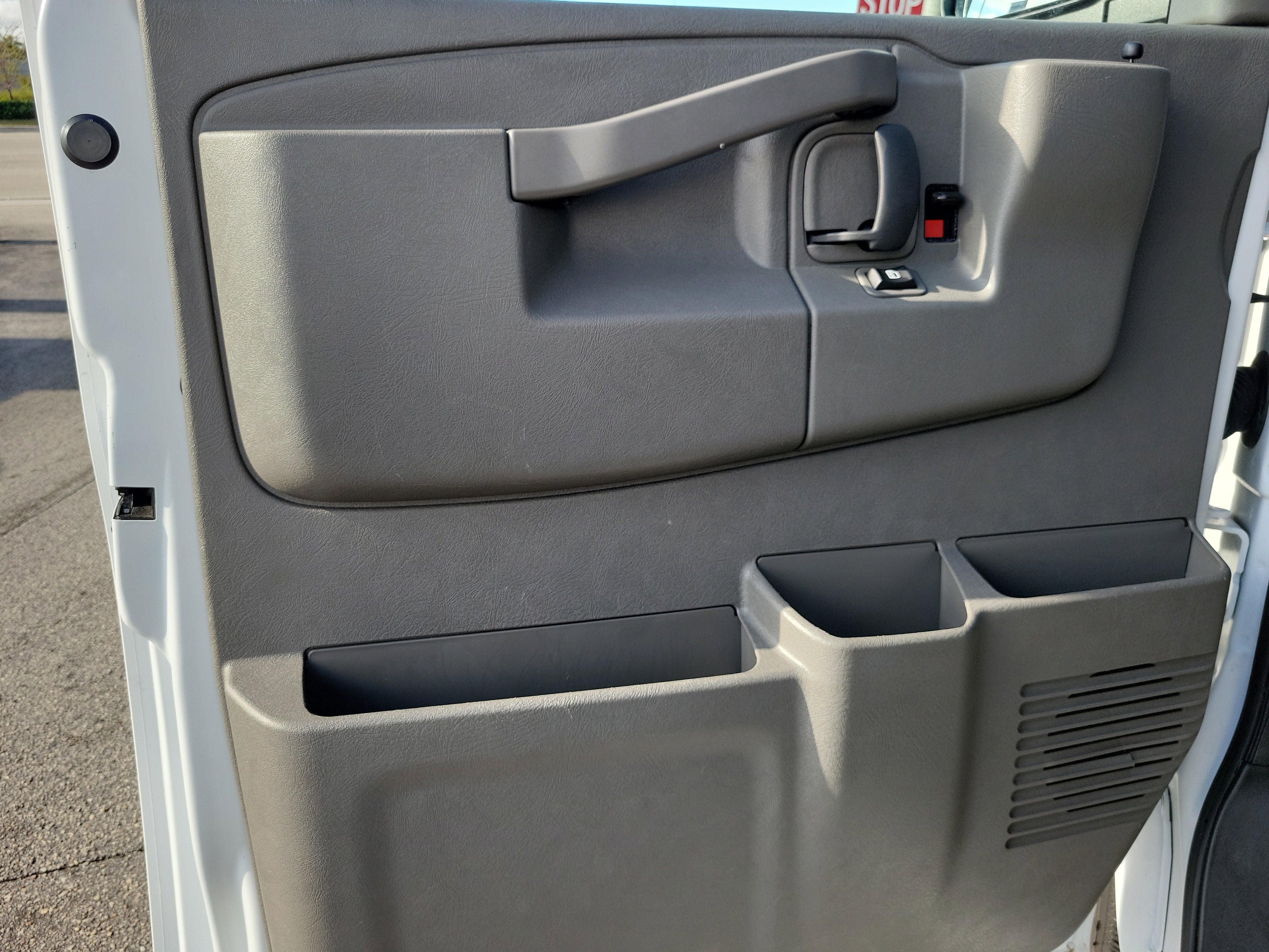 2024 GMC Savana Cargo 2500 Work Van