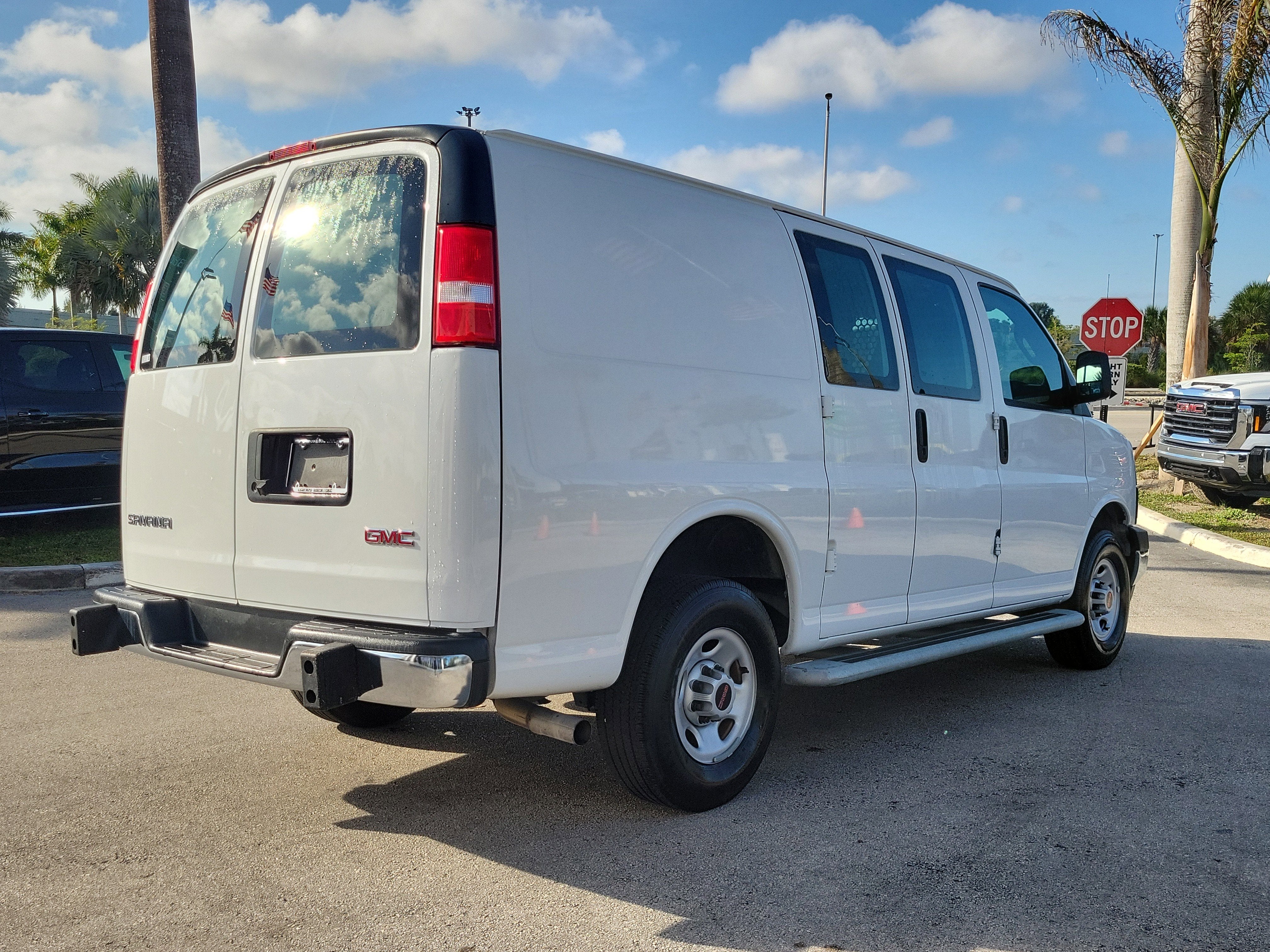 2024 GMC Savana Cargo 2500 Work Van