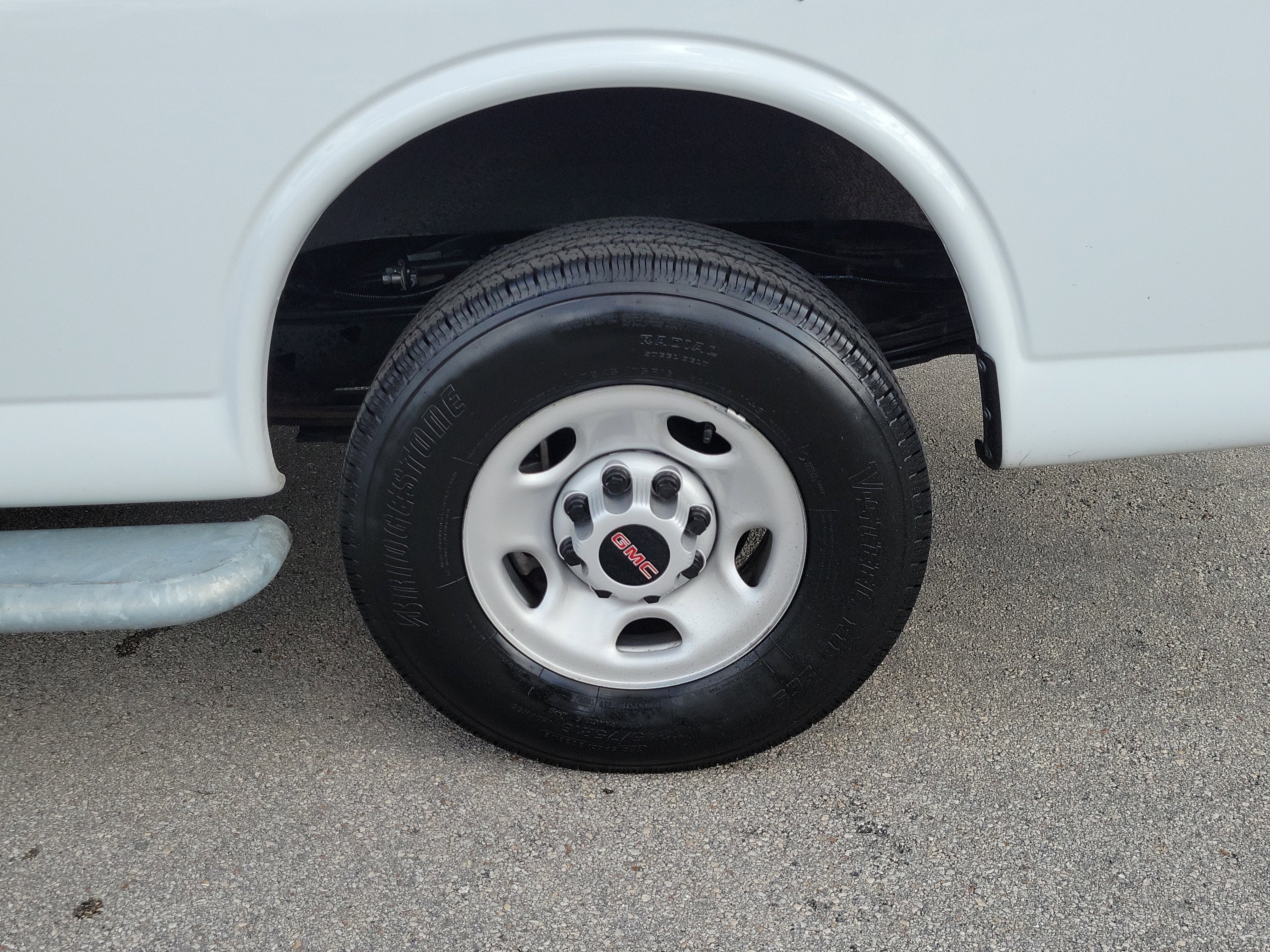 2024 GMC Savana Cargo 2500 Work Van