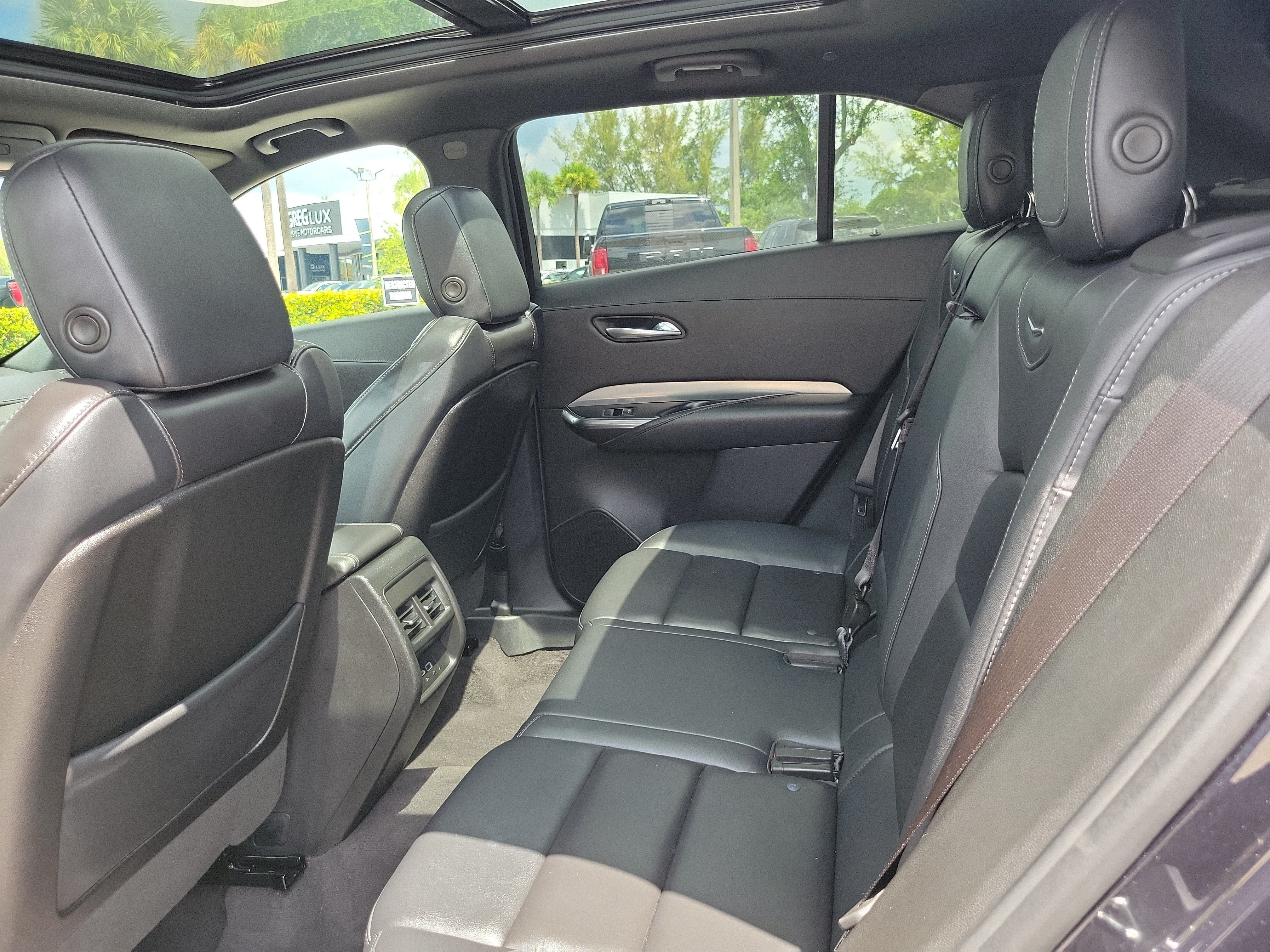 2023 Cadillac XT4 FWD Premium Luxury