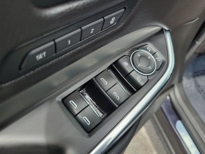 2023 Cadillac XT4 FWD Premium Luxury