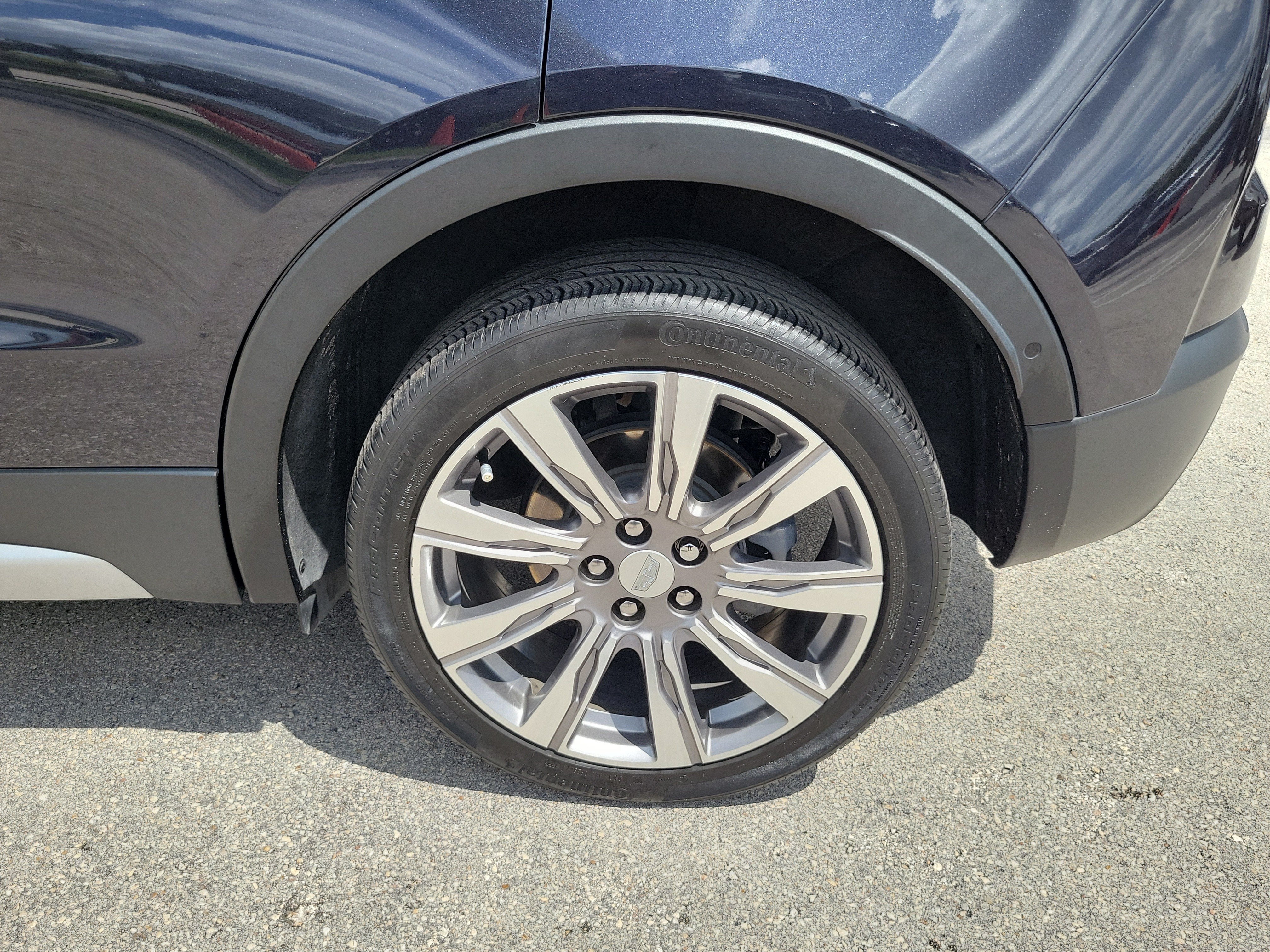 2023 Cadillac XT4 FWD Premium Luxury