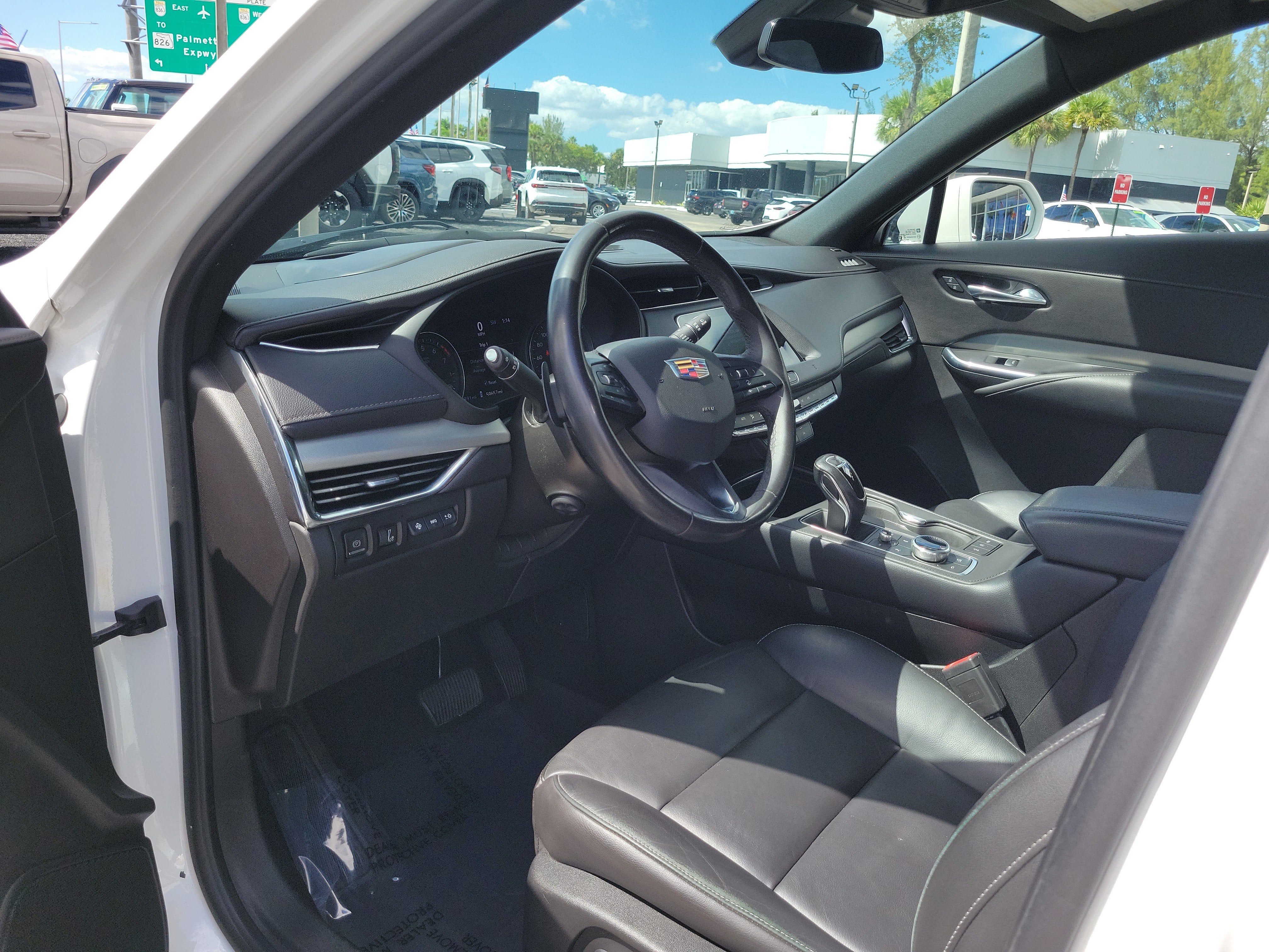 2019 Cadillac XT4 FWD Premium Luxury