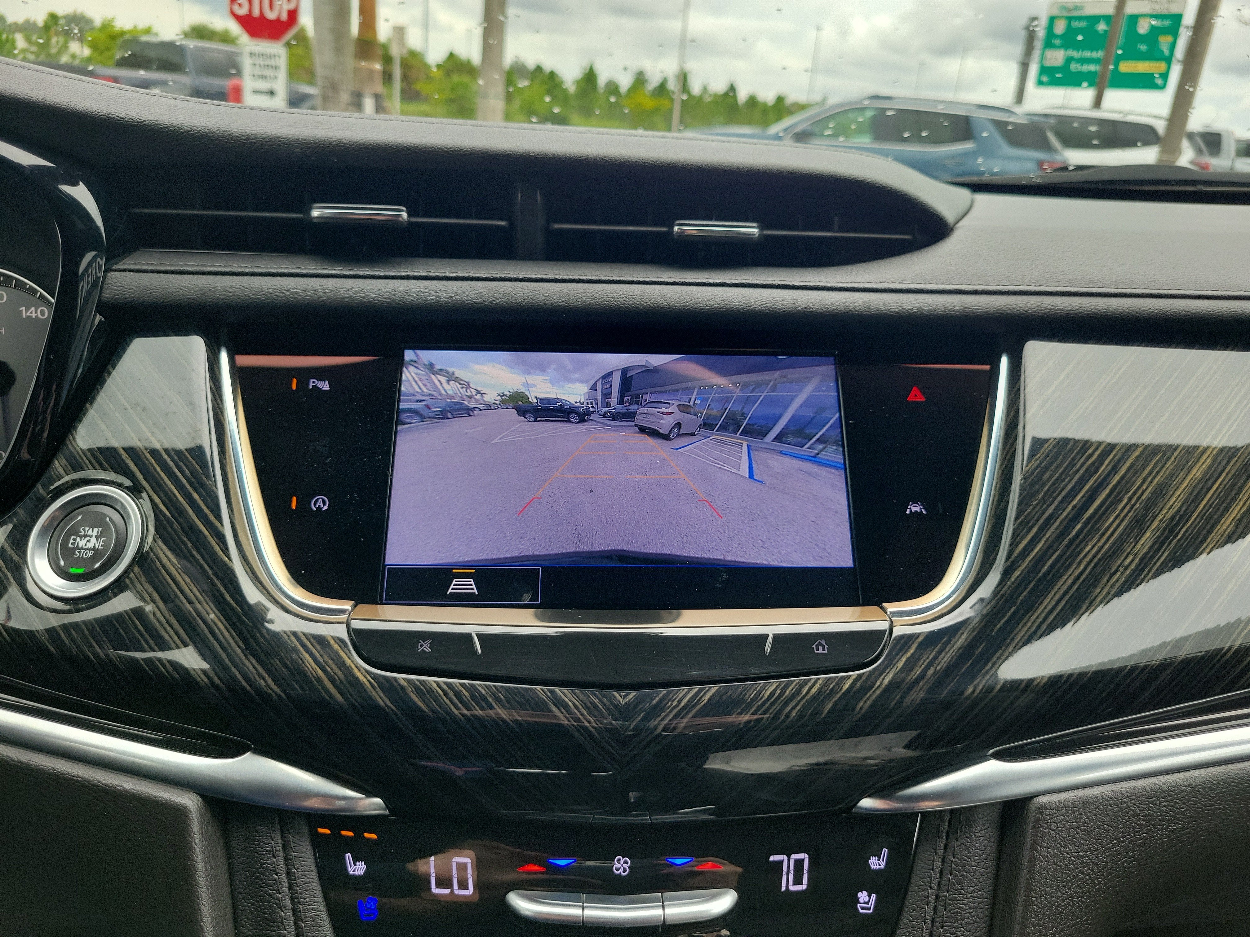 2023 Cadillac XT6 FWD Premium Luxury