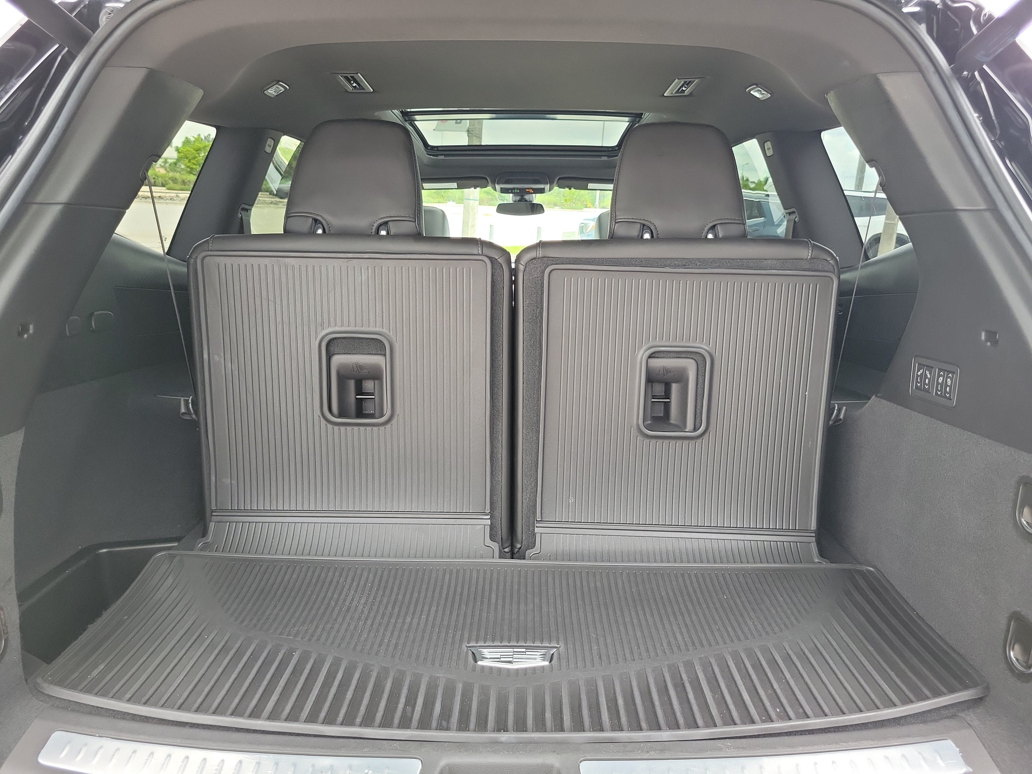 2023 Cadillac XT6 FWD Premium Luxury