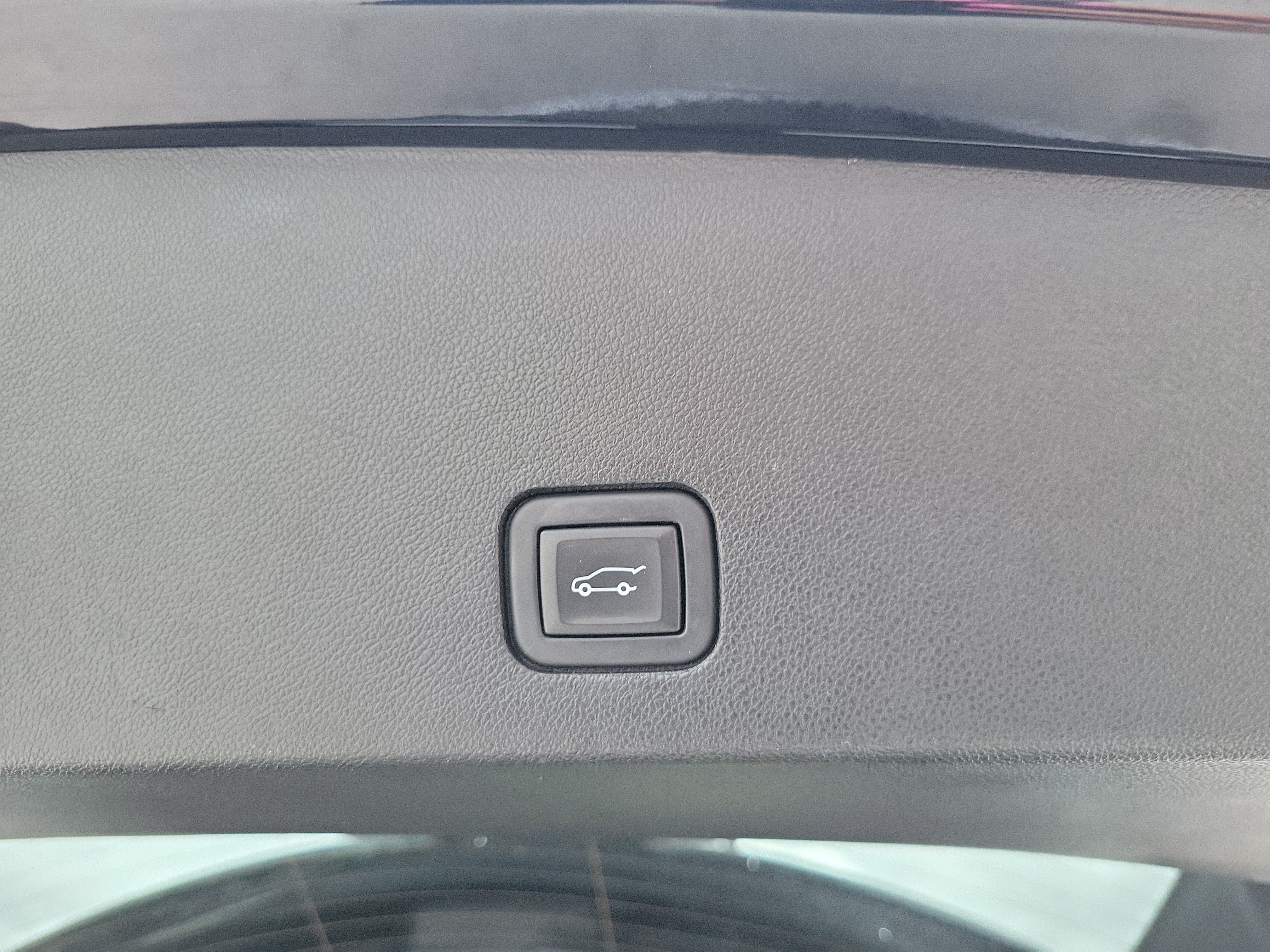 2023 Cadillac XT6 FWD Premium Luxury